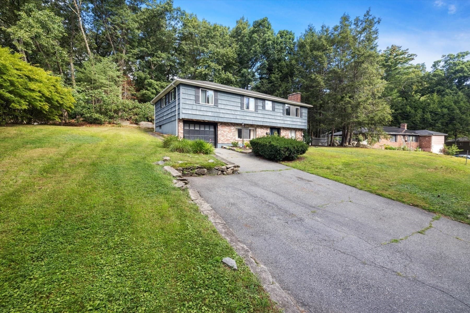 Single Family Residence at 21 Mcadams Rd, Framingham MA 01701, Framingham, photo 33 of 35