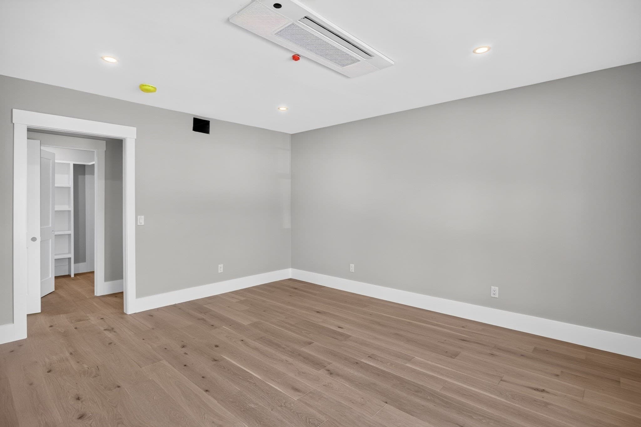 Condominium at 533 Woods Hole Road # E102, Falmouth MA 02543, Falmouth, photo 10 of 26