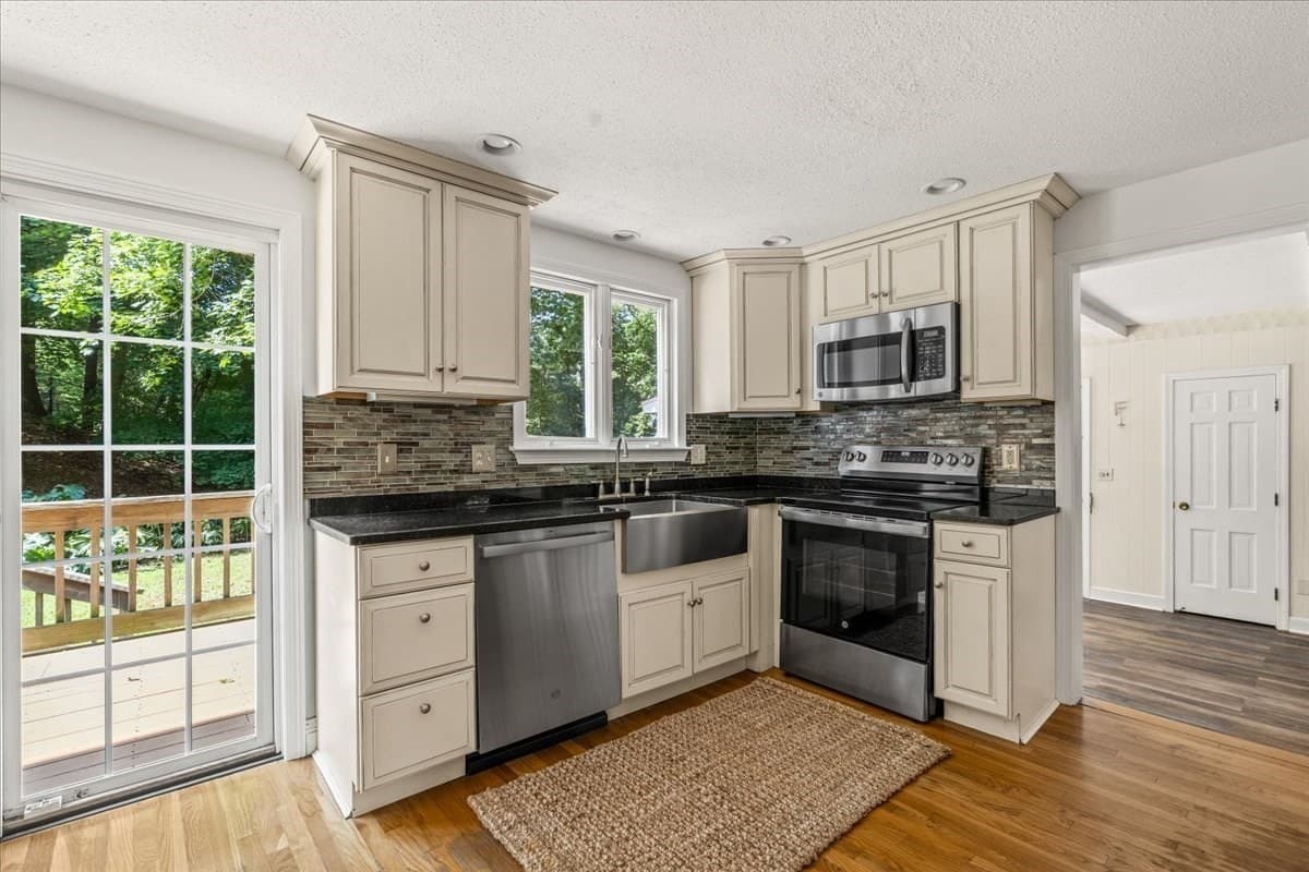 Single Family Residence at 249 Prospect St, Hingham MA 02043, Hingham, photo 4 of 25
