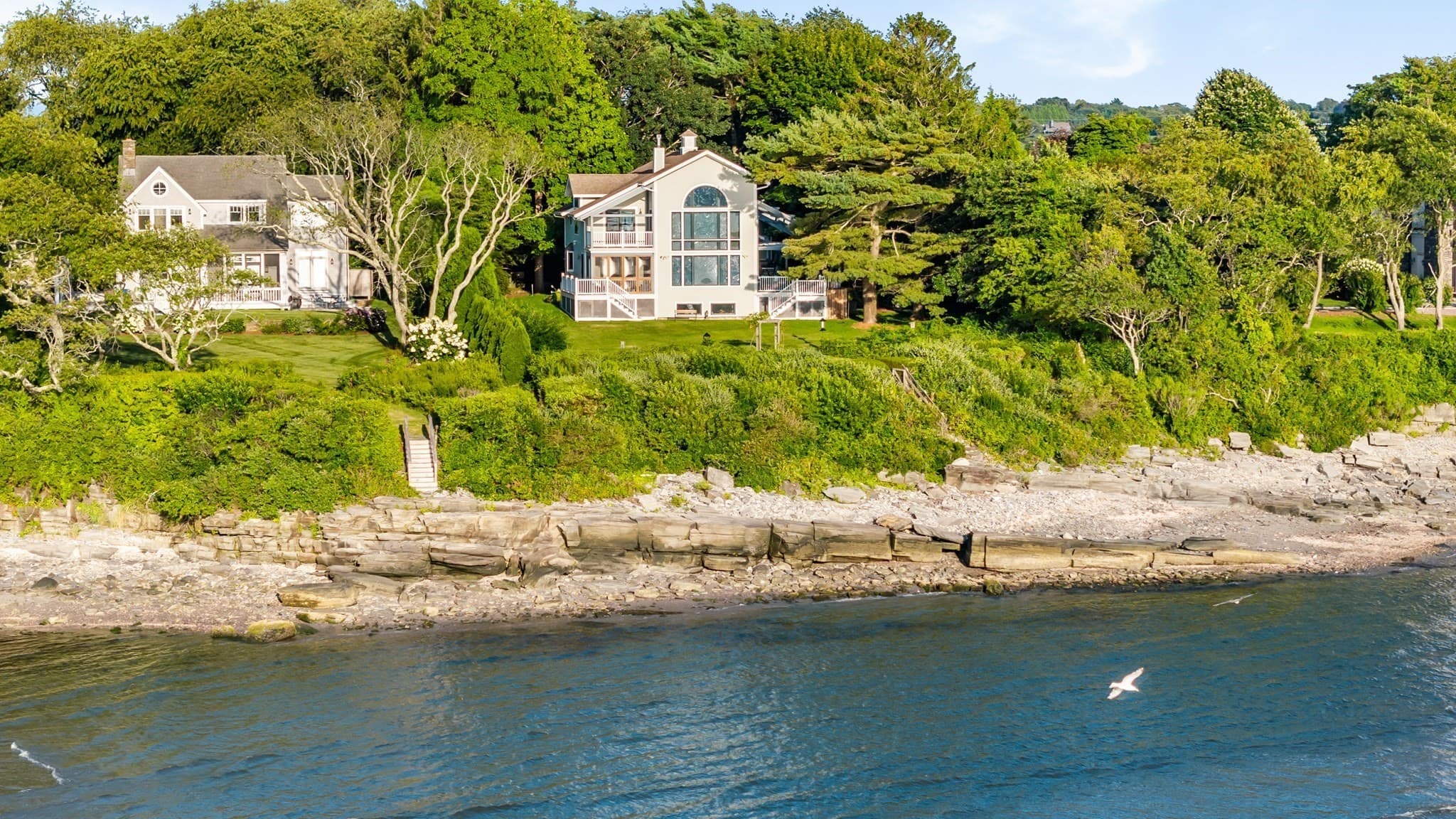 109 High Hill Rd, Tiverton RI 02878