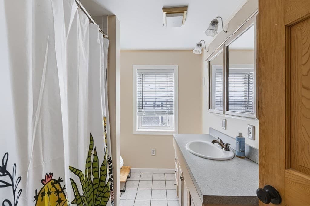 Single Family Residence at 1 Randall St, Salem MA 01970, Salem, photo 19 of 37