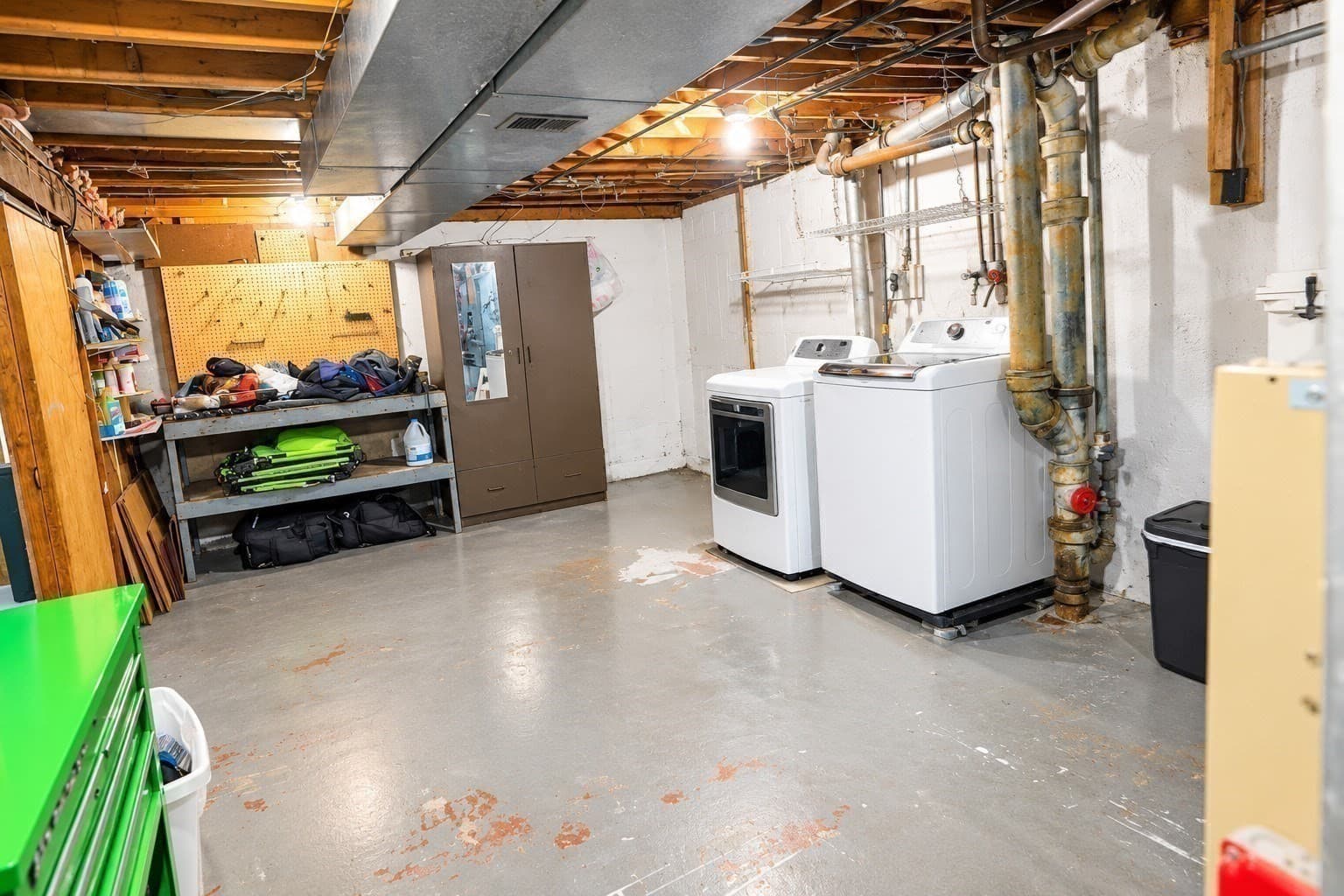 Single Family Residence at 117 Lexington Ave, Lowell MA 01854, Lowell, photo 33 of 35