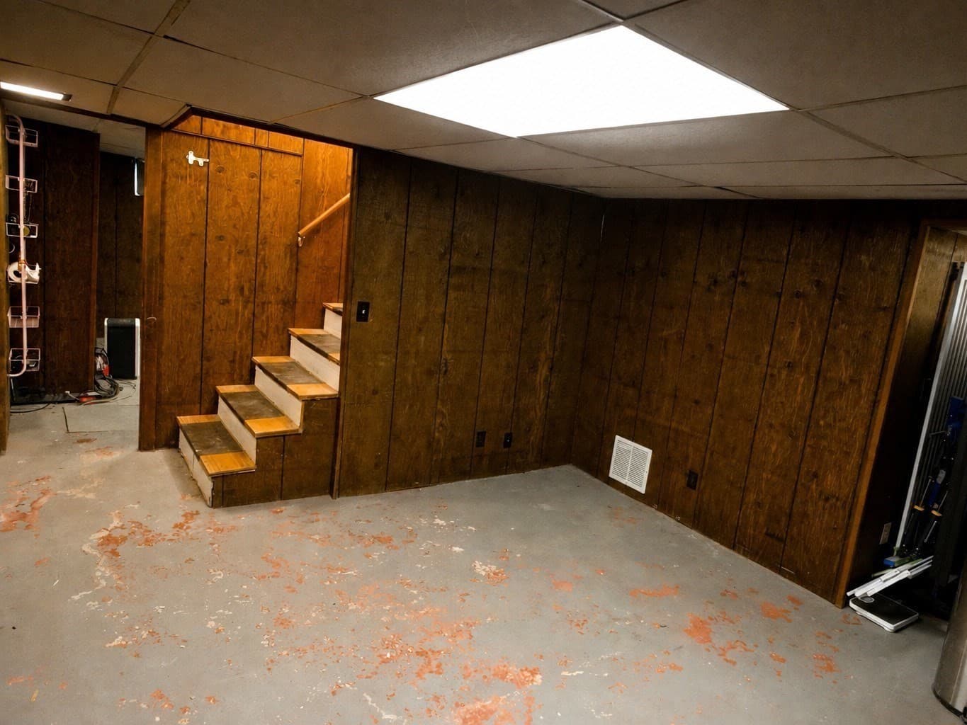 Single Family Residence at 117 Lexington Ave, Lowell MA 01854, Lowell, photo 31 of 35