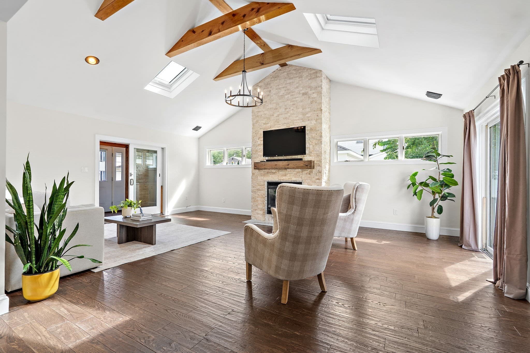 Single Family Residence at 100 Muron Ave, Bellingham MA 02019, Bellingham, photo 12 of 42