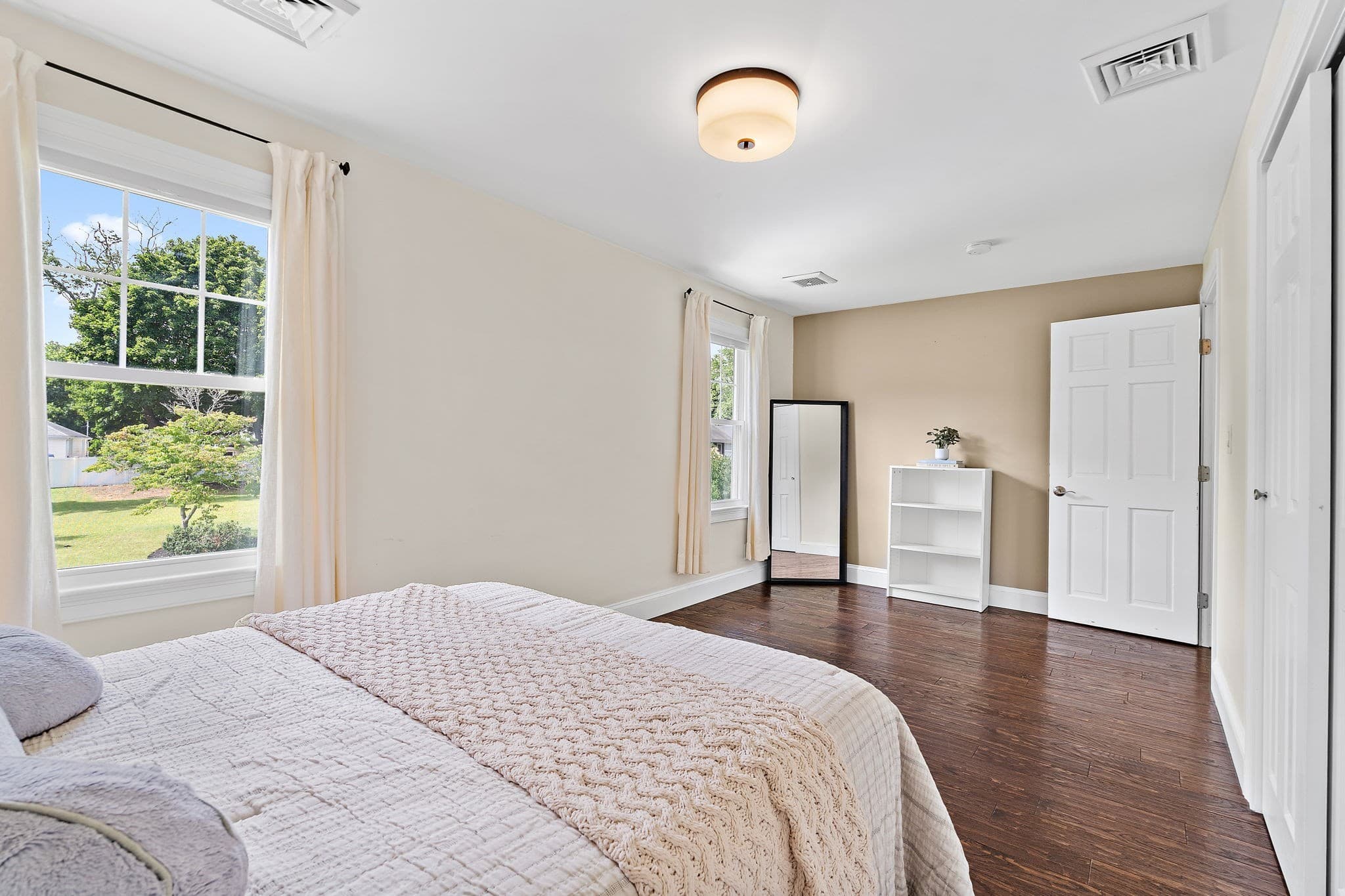Single Family Residence at 100 Muron Ave, Bellingham MA 02019, Bellingham, photo 30 of 42