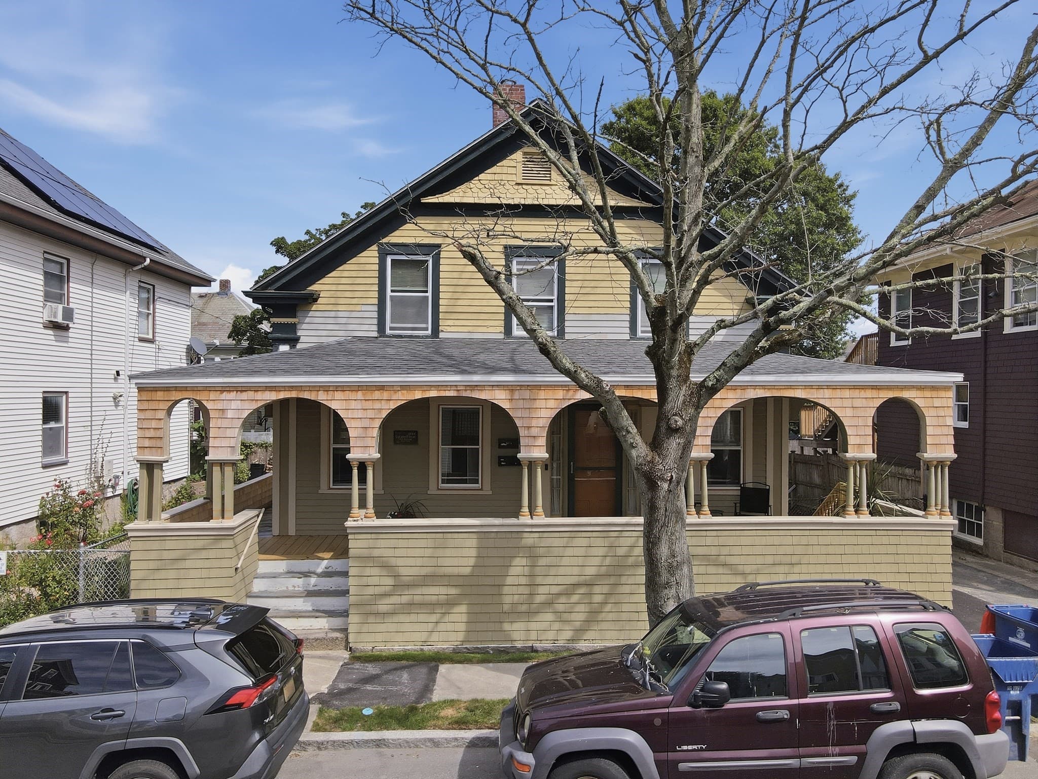 Multi Family at 164 Chestnut Street, New Bedford MA 02740, New Bedford, photo 2 of 42