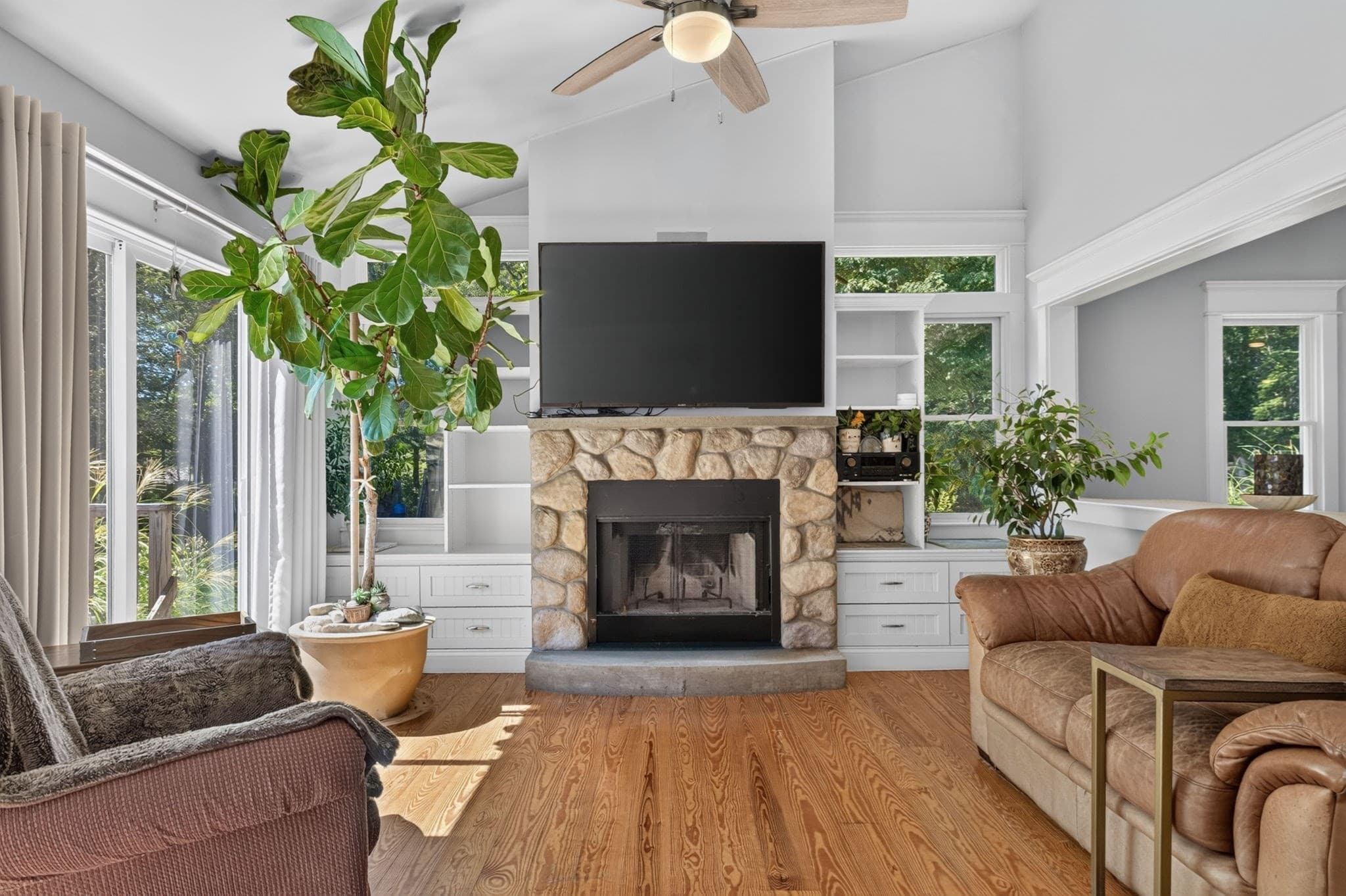 Single Family Residence at 2 Monument Dr, Westport MA 02790, Westport, photo 13 of 40
