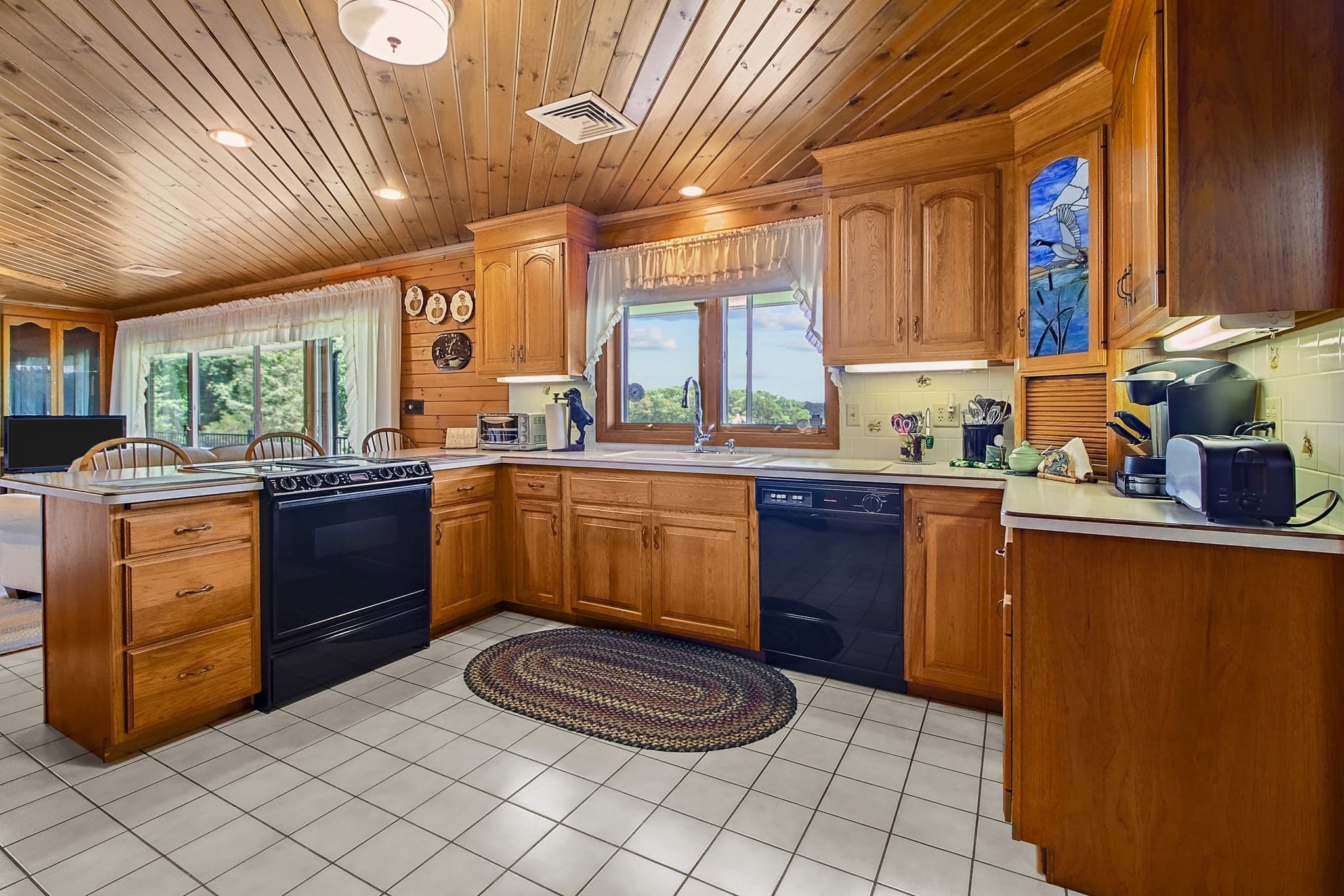 Single Family Residence at 2835 County St, Dighton MA 02715, Dighton, photo 6 of 34