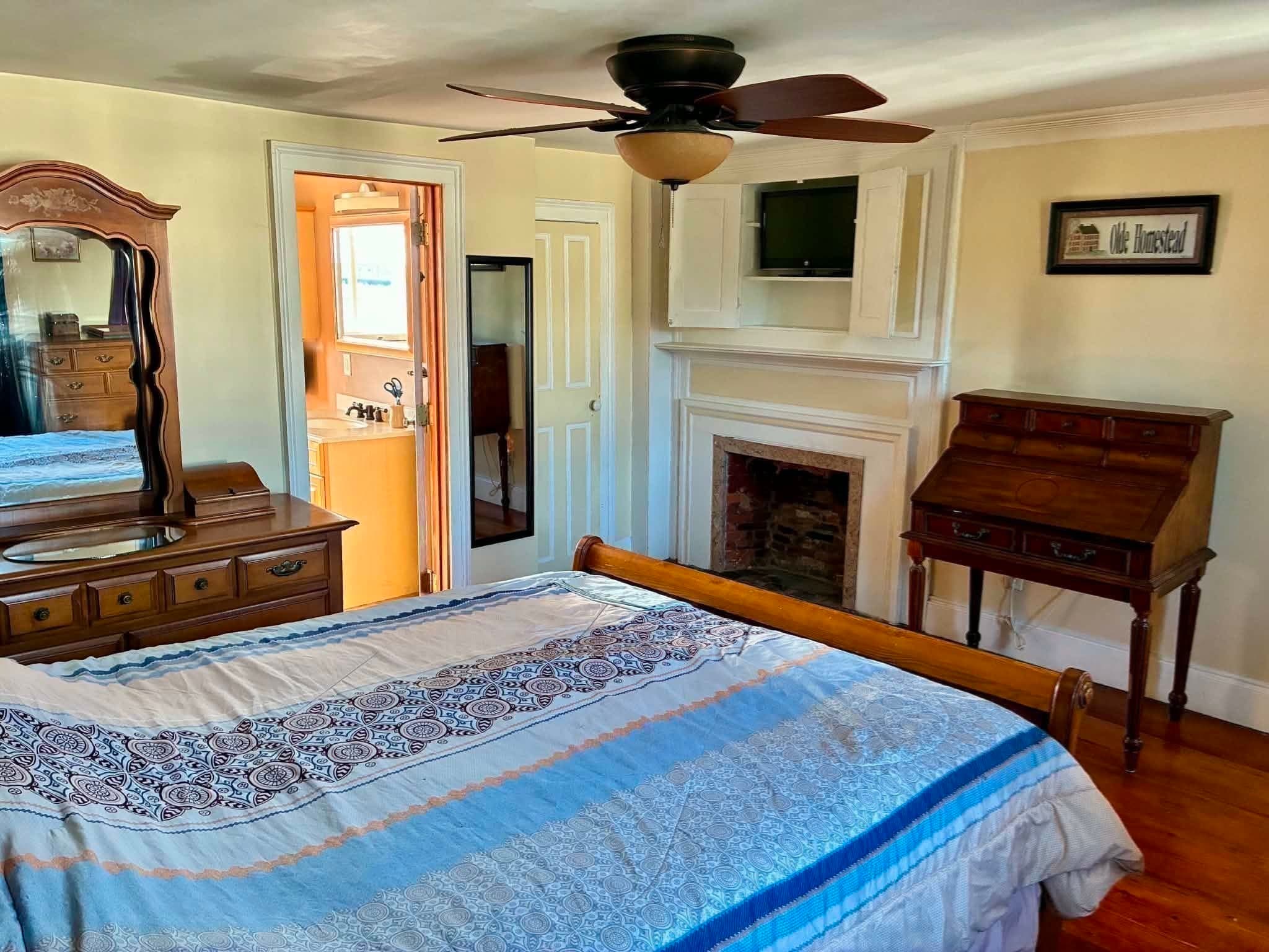 Single Family Residence at 16 Middle St, Fairhaven MA 02719, Fairhaven, photo 12 of 29