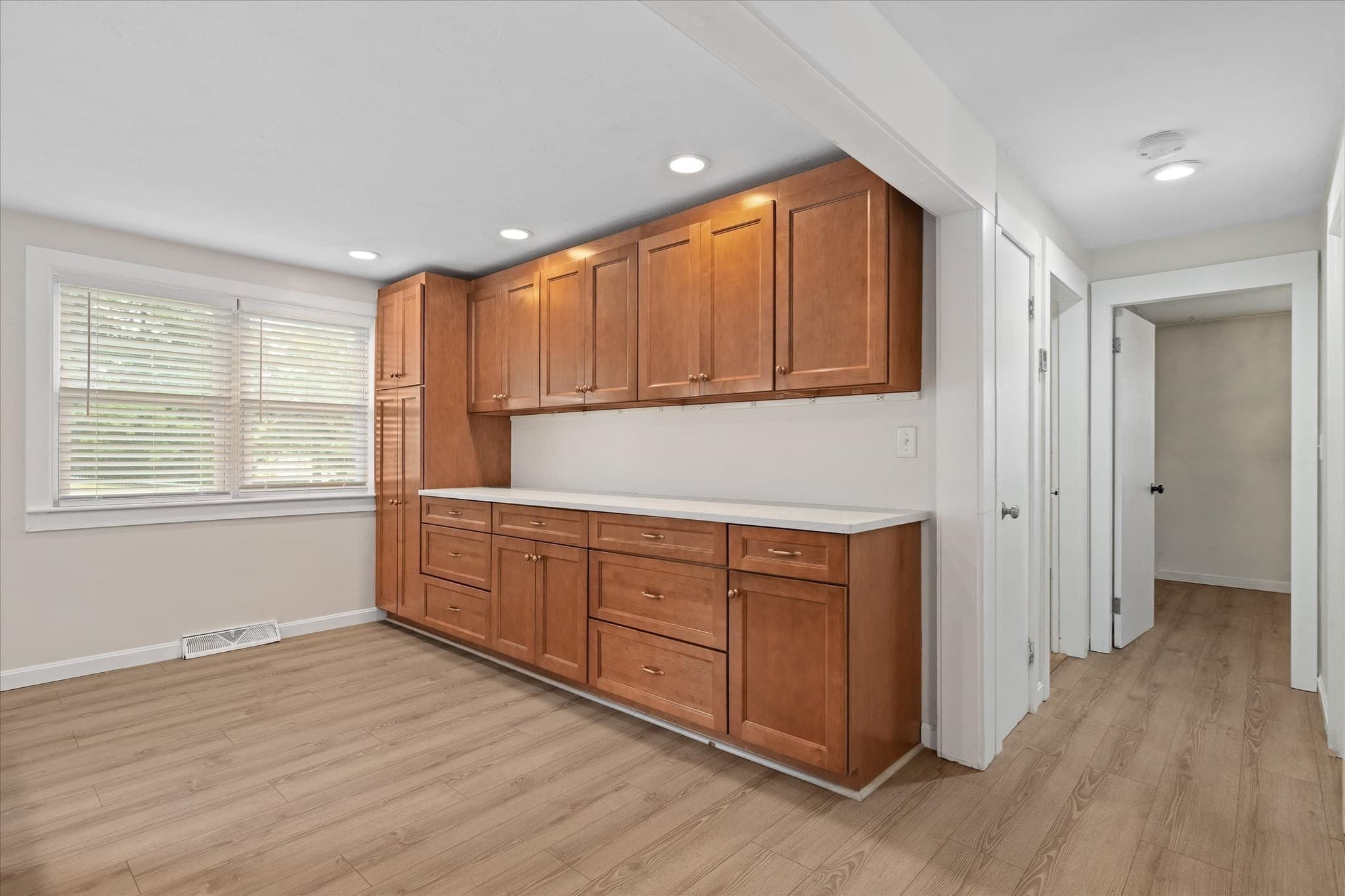 Single Family Residence at 19 Cypress St, Oxford MA 01540, Oxford, photo 8 of 42