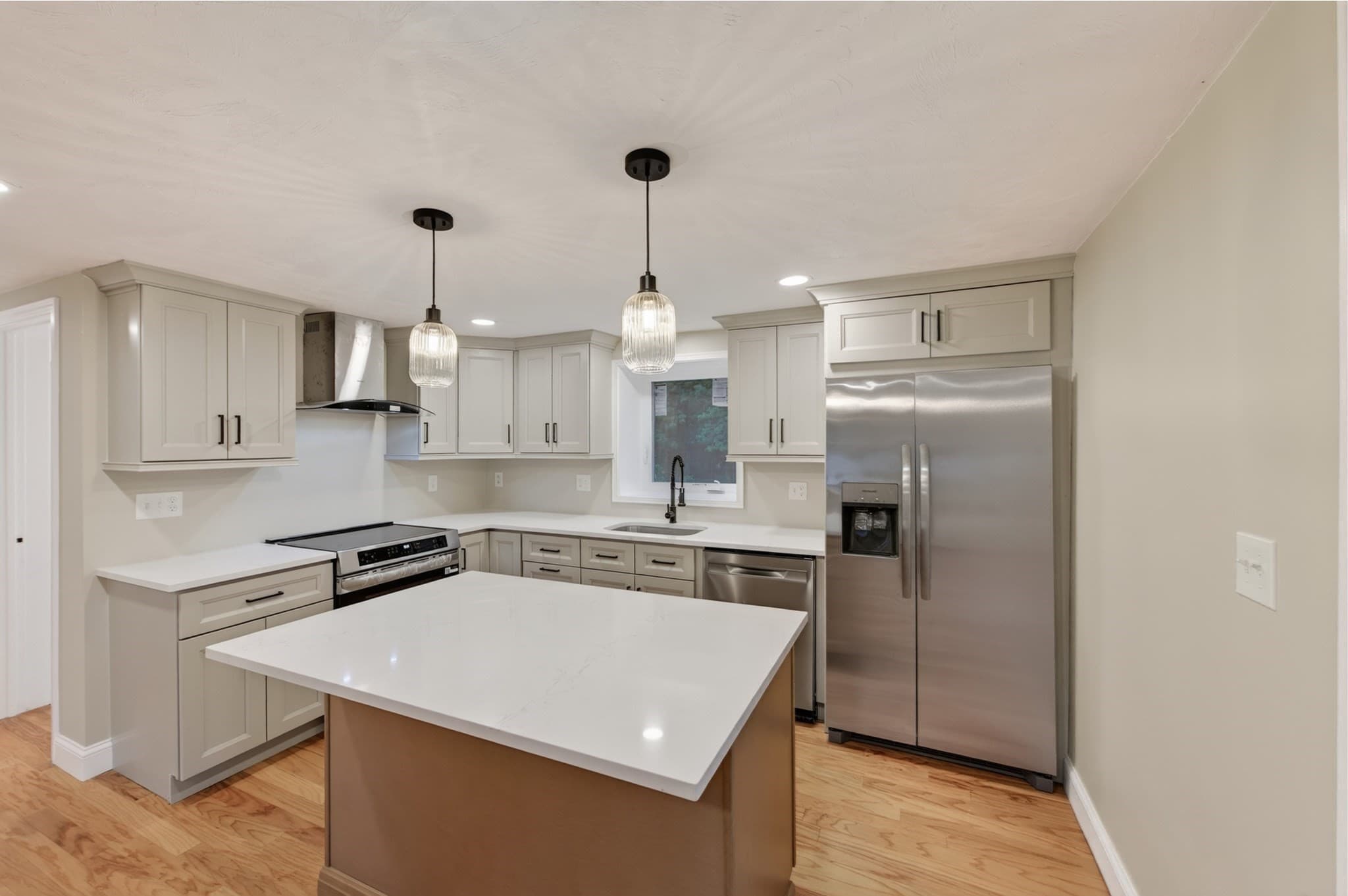 Single Family Residence at 18 Elbridge Rd, Auburn MA 01501, Auburn, photo 12 of 33