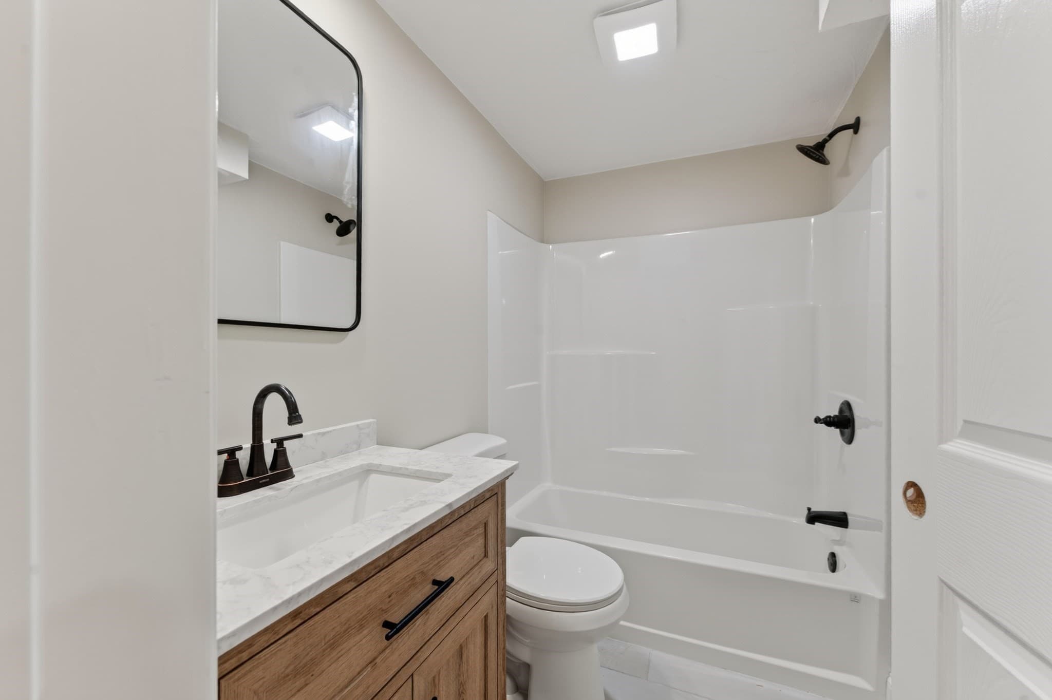 Single Family Residence at 18 Elbridge Rd, Auburn MA 01501, Auburn, photo 28 of 33