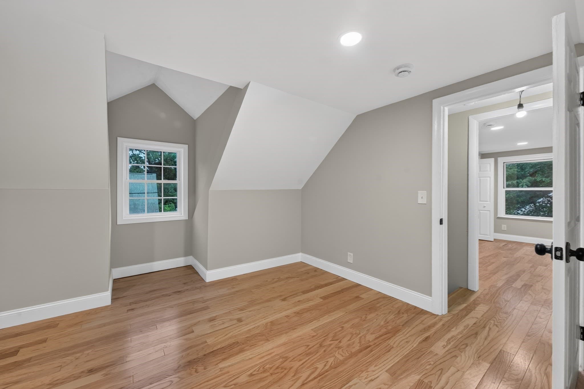 Single Family Residence at 18 Elbridge Rd, Auburn MA 01501, Auburn, photo 21 of 33