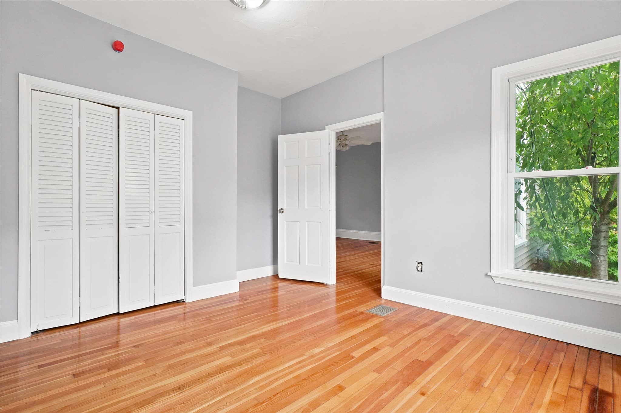 2 Family - 2 Units Up/Down at 27 High Street, Weymouth MA 02189, Weymouth, photo 9 of 40
