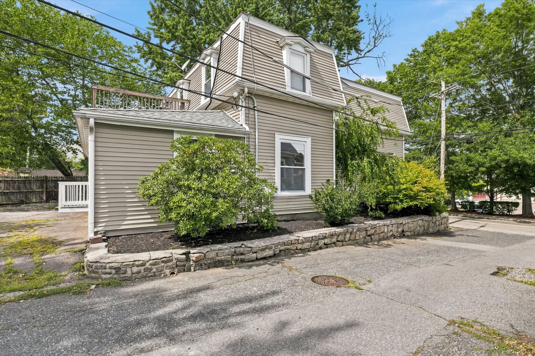 2 Family - 2 Units Up/Down at 27 High Street, Weymouth MA 02189, Weymouth, photo 34 of 40