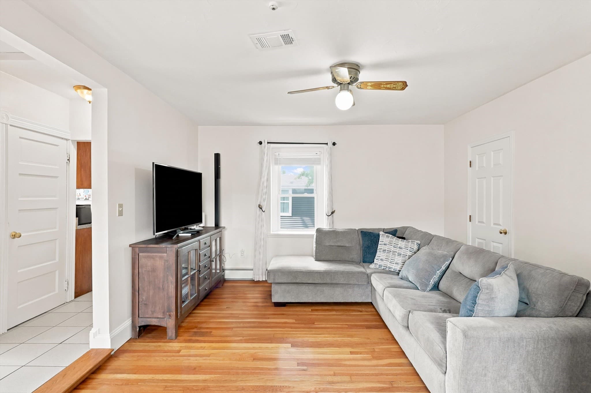 2 Family - 2 Units Up/Down at 27 High Street, Weymouth MA 02189, Weymouth, photo 21 of 40