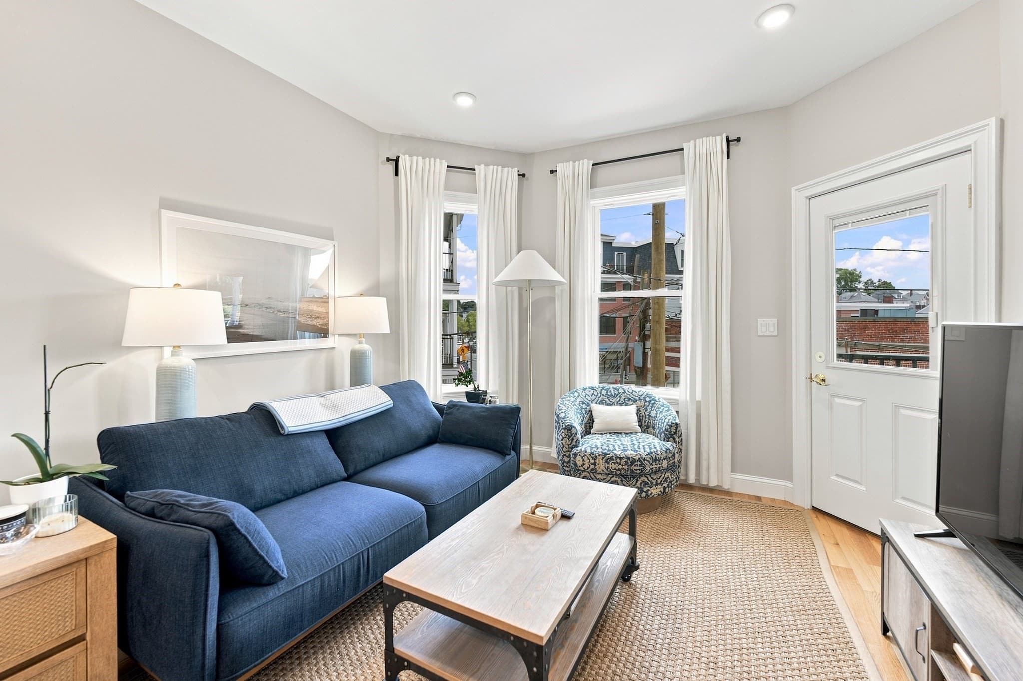 Condominium at 35 Somerset # 3A, Winthrop MA 02152, Winthrop, photo 6 of 18