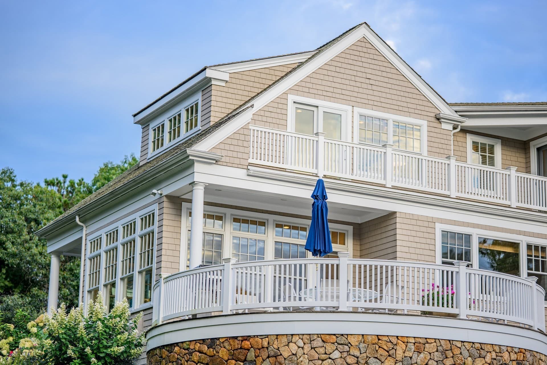 Single Family Residence at 16 Cove Point Lane, Barnstable MA 02648, Barnstable, photo 4 of 35