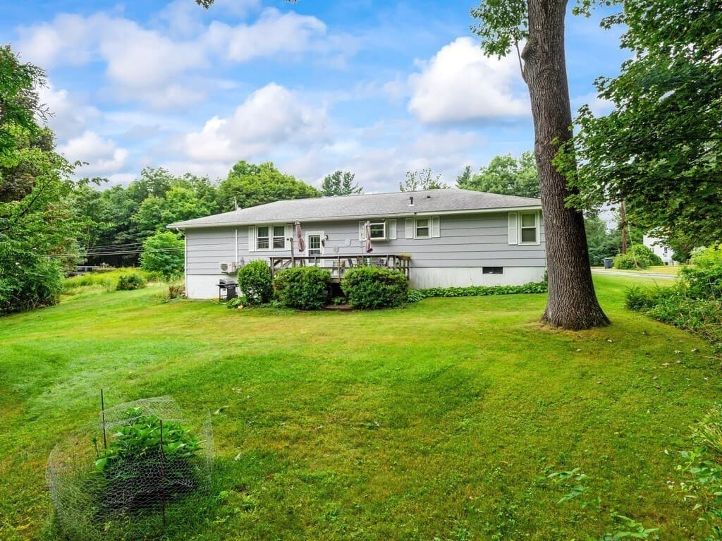 Single Family Residence at 230 Brattle St, Holden MA 01520, Holden, photo 20 of 23