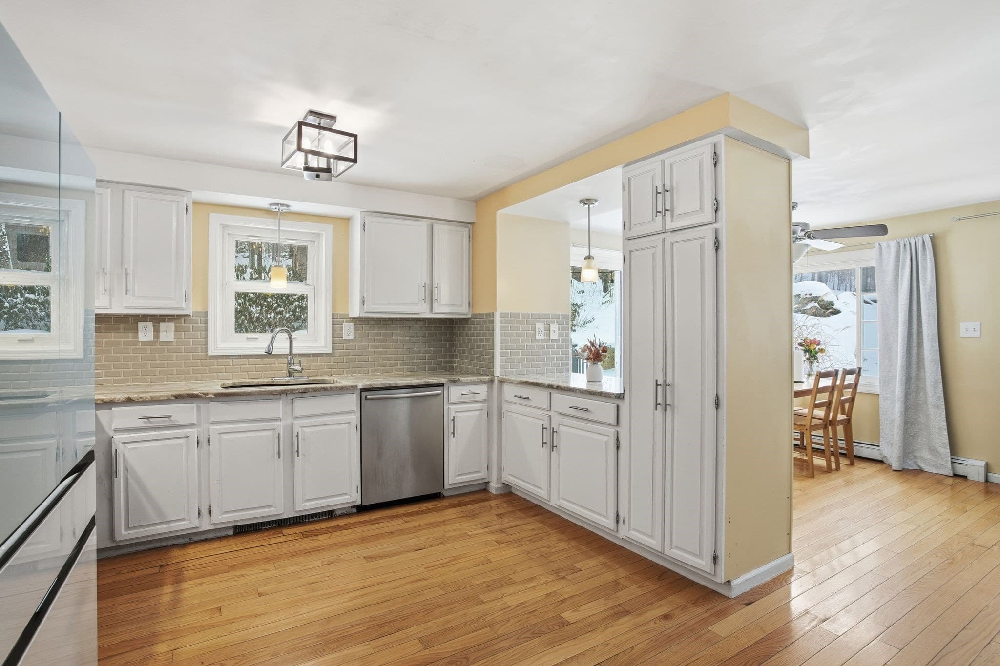 Single Family Residence at 66 Buttonwood Avenue, Sutton MA 01590, Sutton, photo 2 of 42