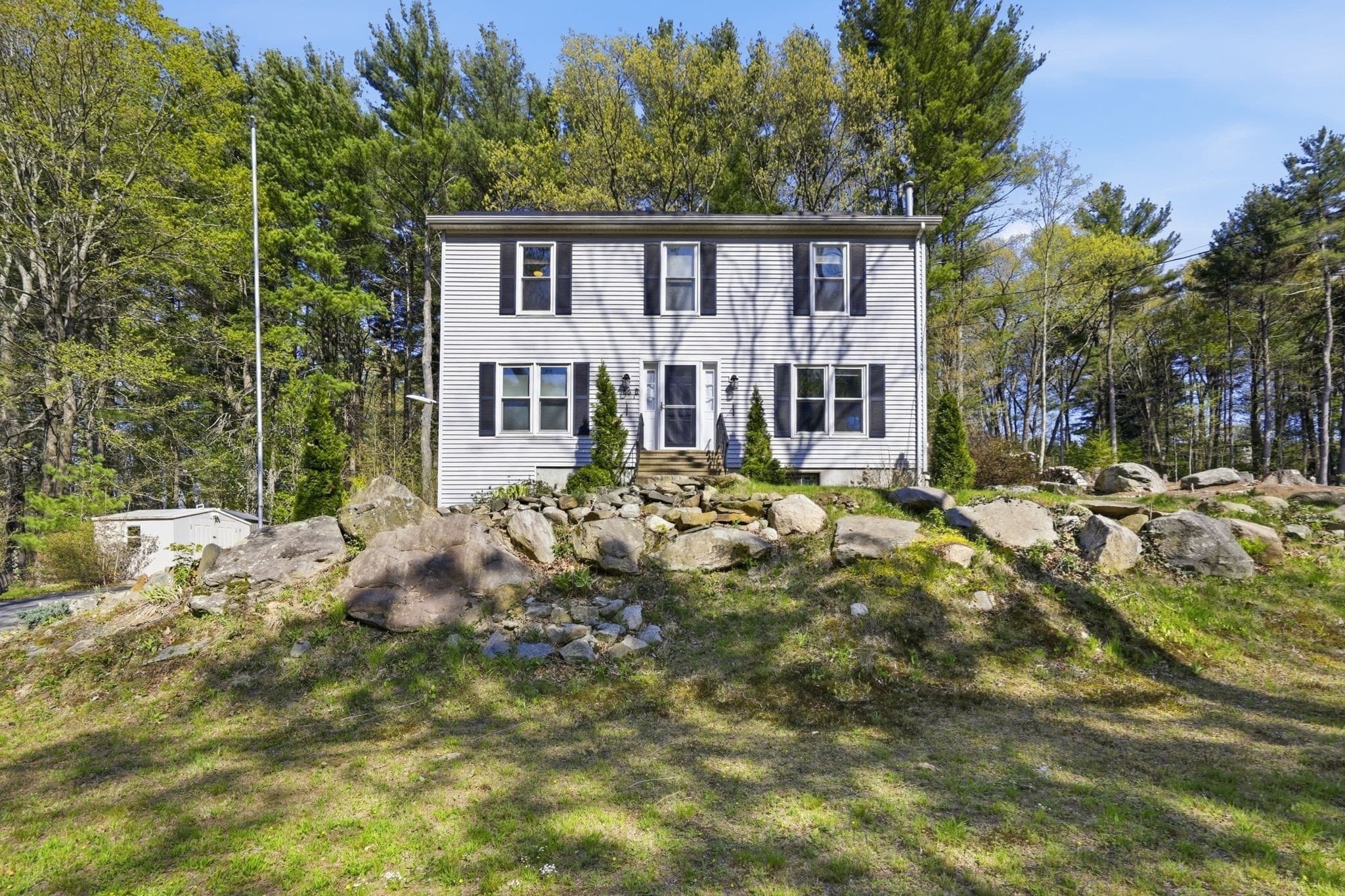 Single Family Residence at 66 Buttonwood Avenue, Sutton MA 01590, Sutton, photo 6 of 42