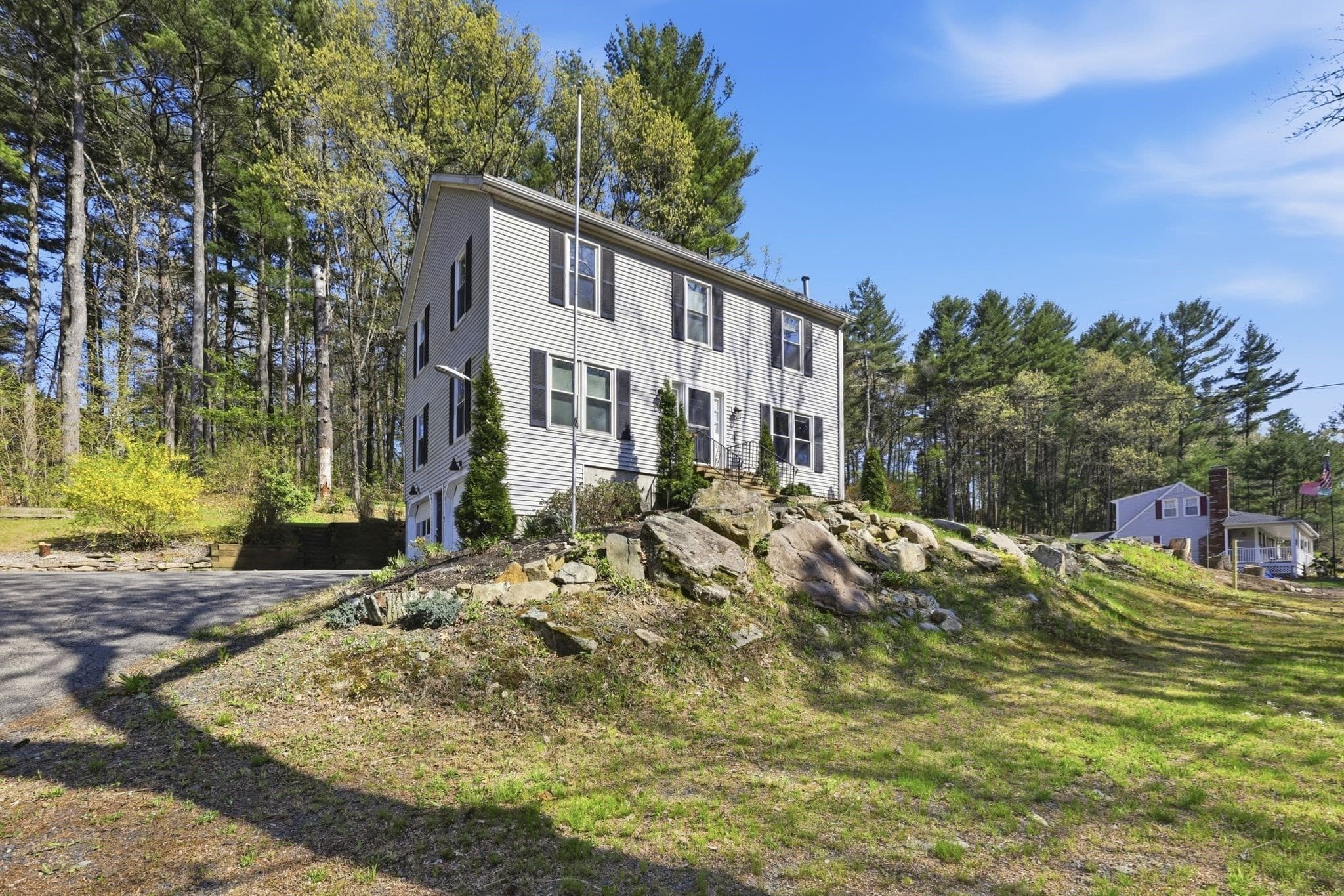 66 Buttonwood Avenue, Sutton MA 01590