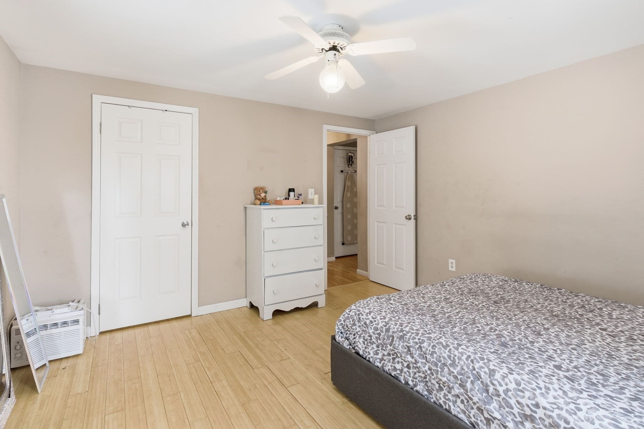 Single Family Residence at 66 Buttonwood Avenue, Sutton MA 01590, Sutton, photo 21 of 42