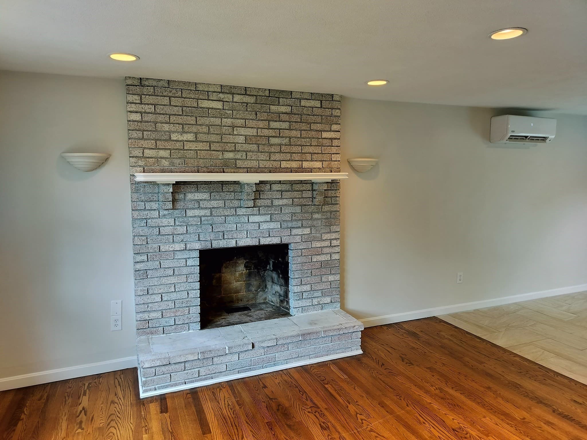 Single Family Residence at 218 Pleasant St, Seekonk MA 02771, Seekonk, photo 9 of 25