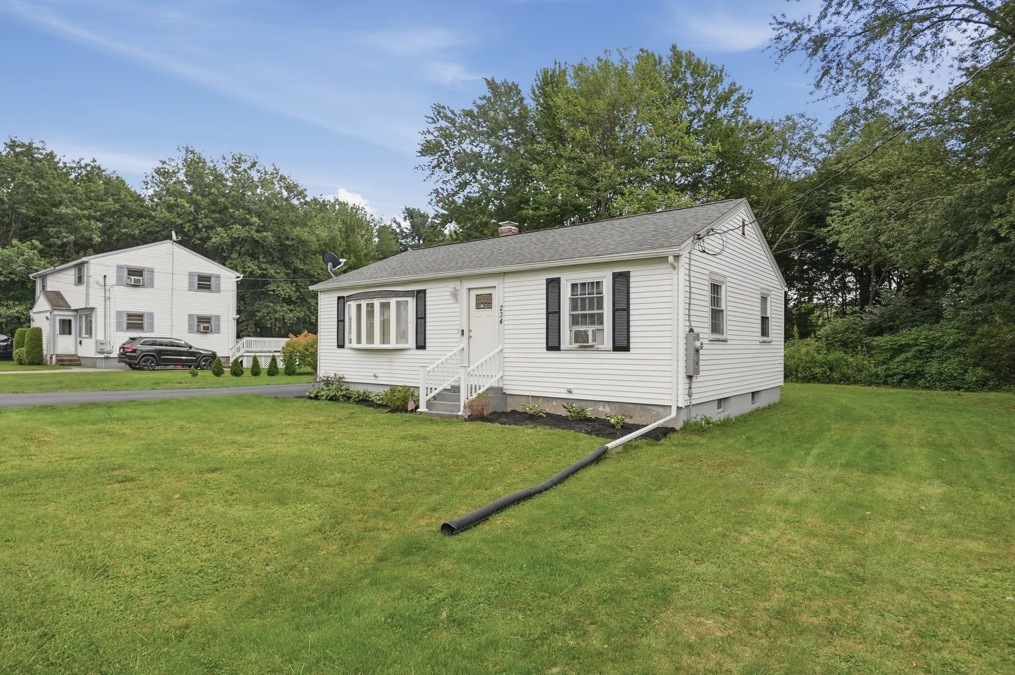 Single Family Residence at 234 Cohasset Street, Worcester MA 01604, Worcester, photo 3 of 29