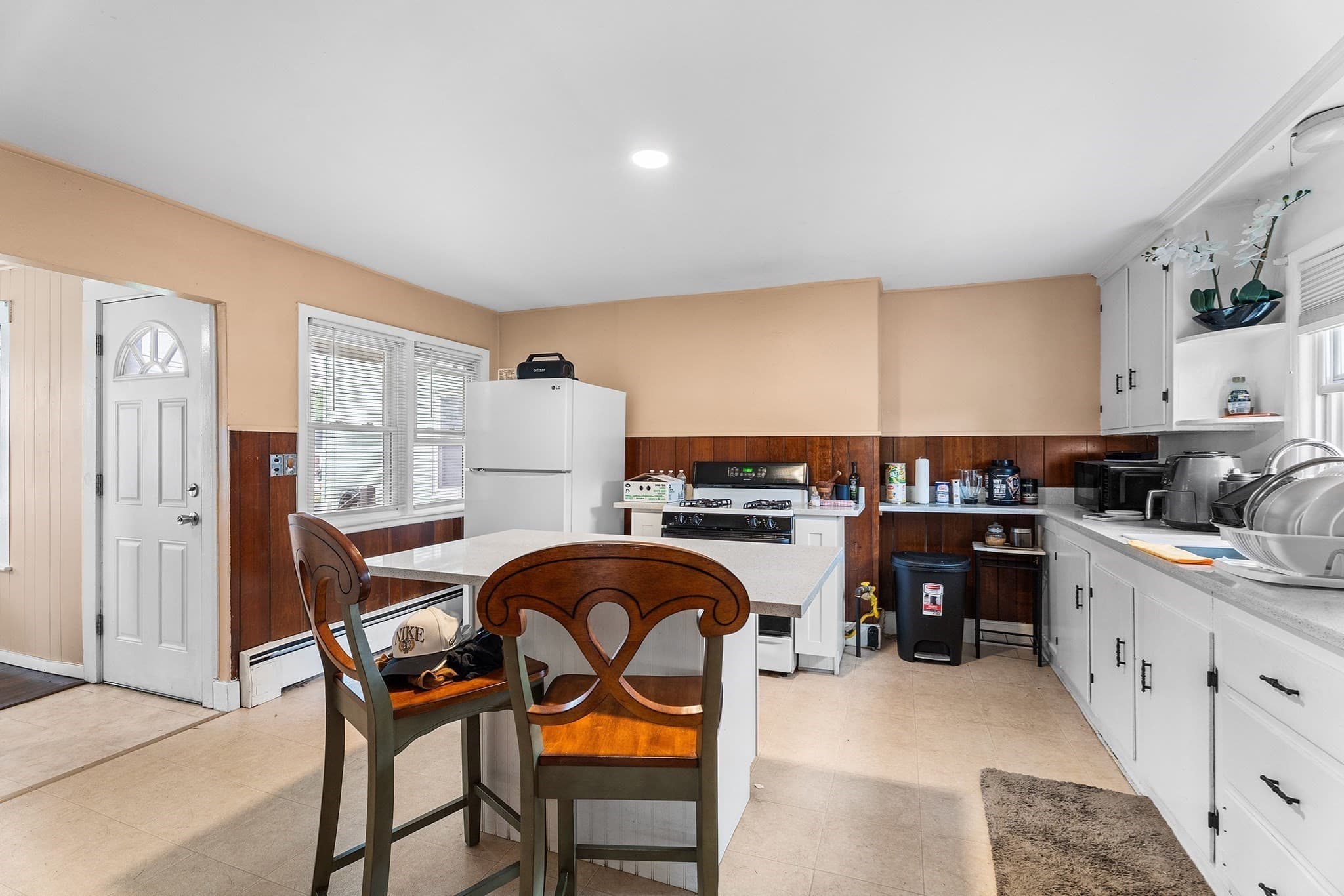Multi Family at 163-165 Central St, Leominster MA 01453, Leominster, photo 19 of 26