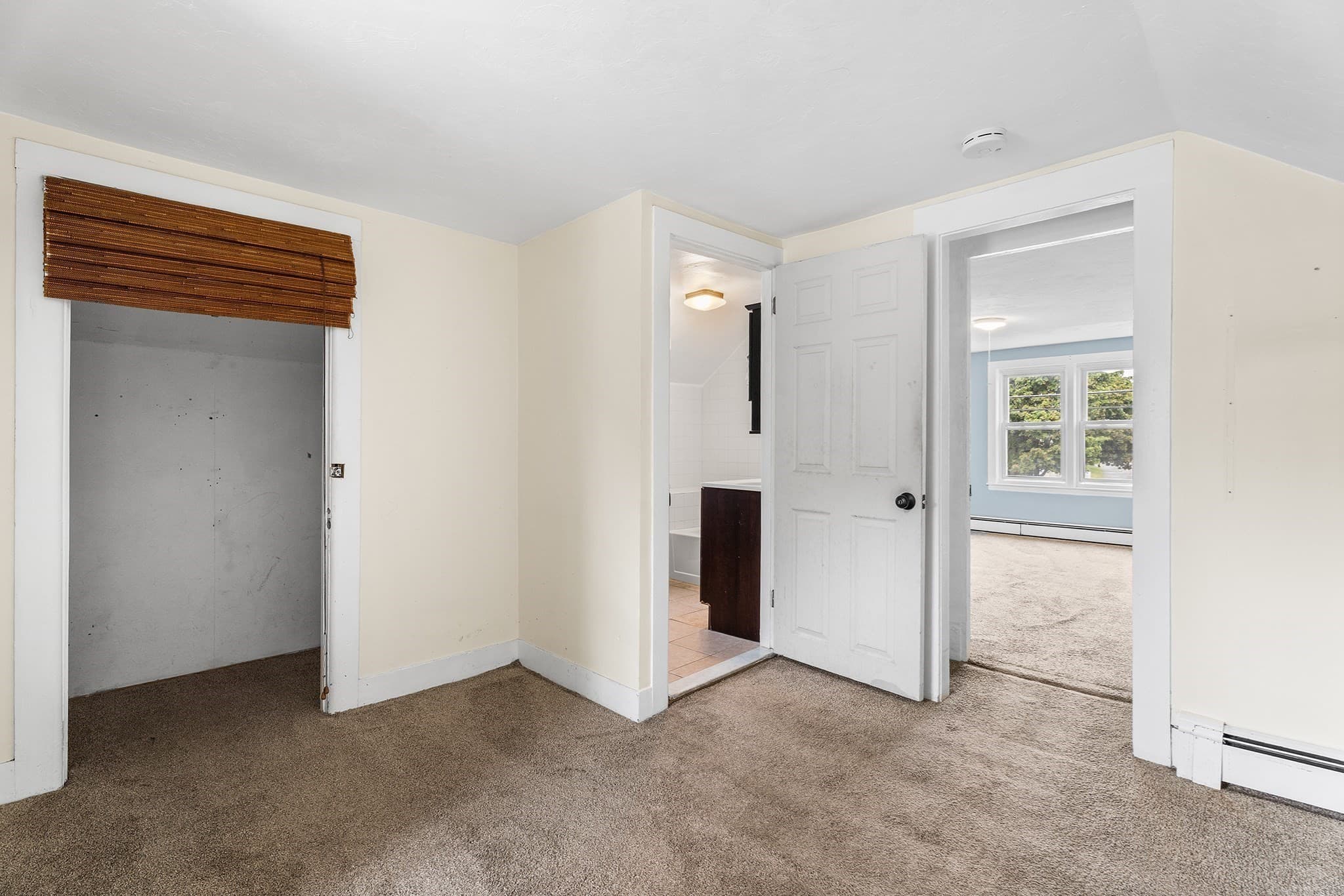 Multi Family at 163-165 Central St, Leominster MA 01453, Leominster, photo 8 of 26