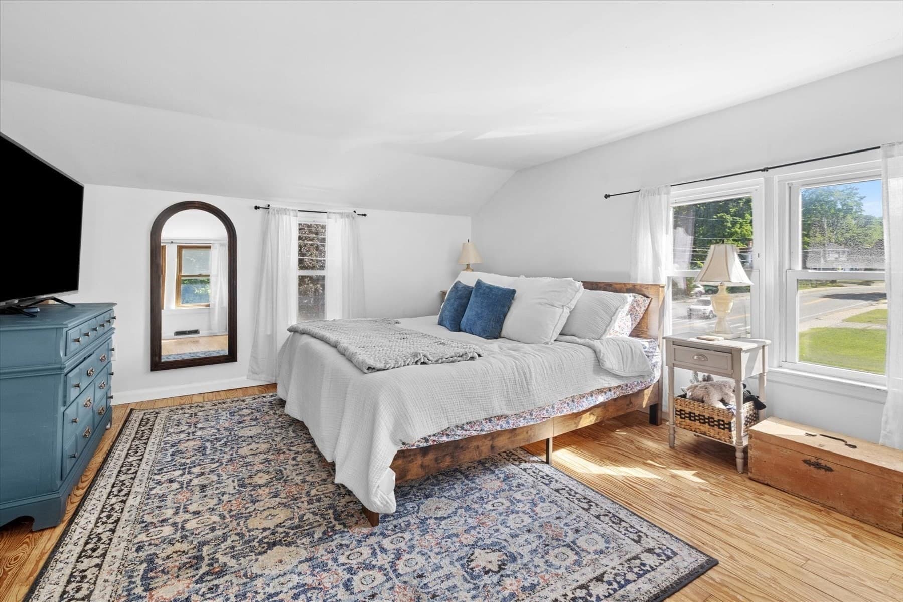 Single Family Residence at 77 South St, Plymouth MA 02360, photo 9 of 18