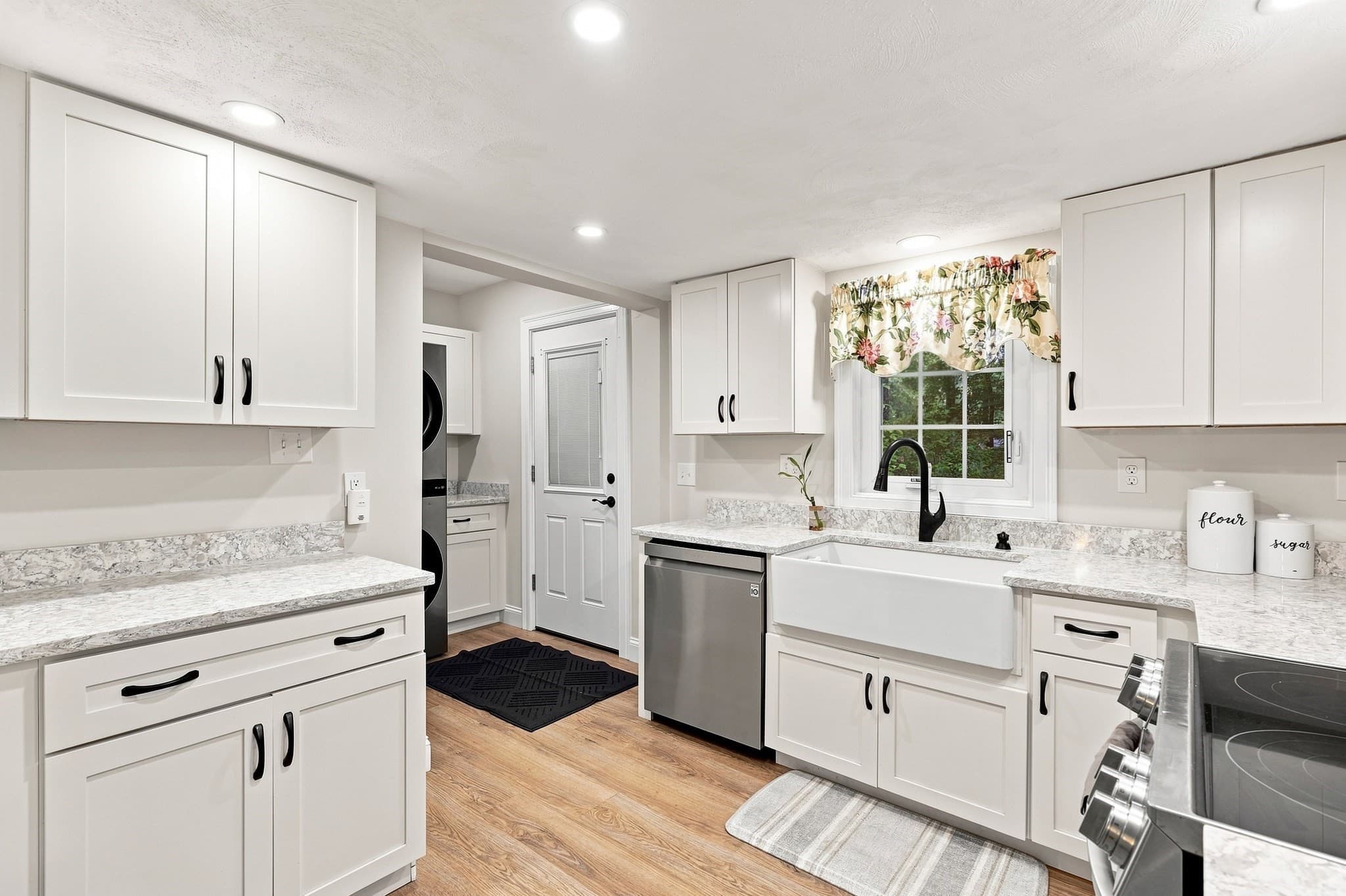 Single Family Residence at 7 Bridal Path, Ashburnham MA 01430, Ashburnham, photo 6 of 22