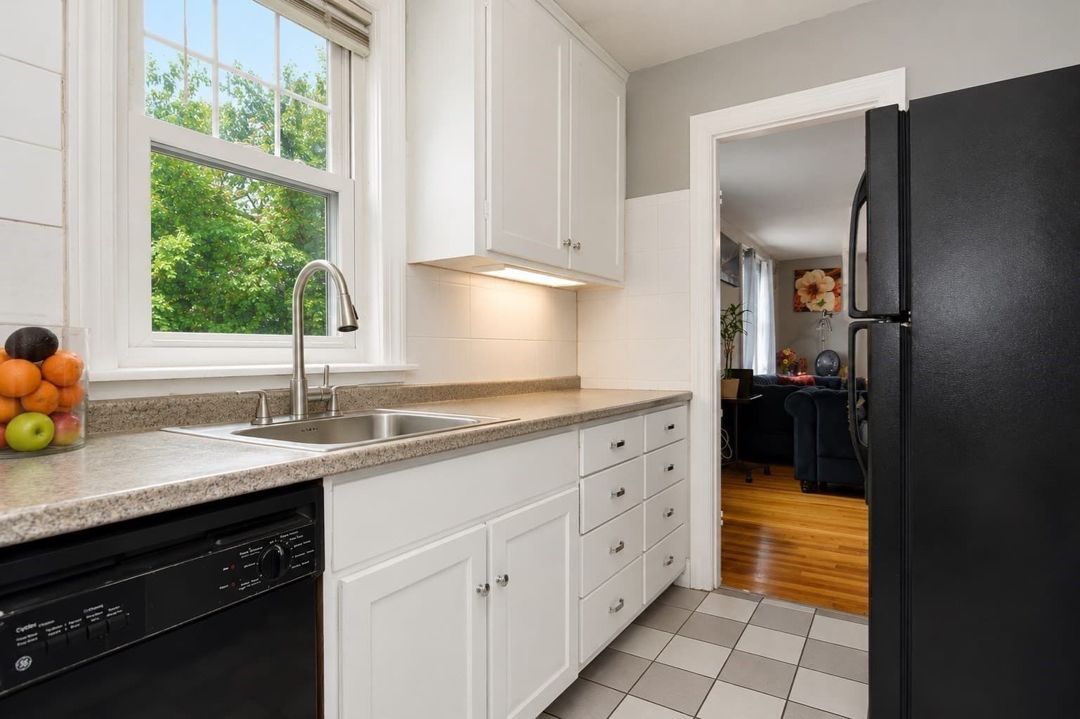 2 Family - 2 Units Up/Down at 3 Oakwood Ave, Lawrence MA 01841, Lawrence, photo 8 of 32