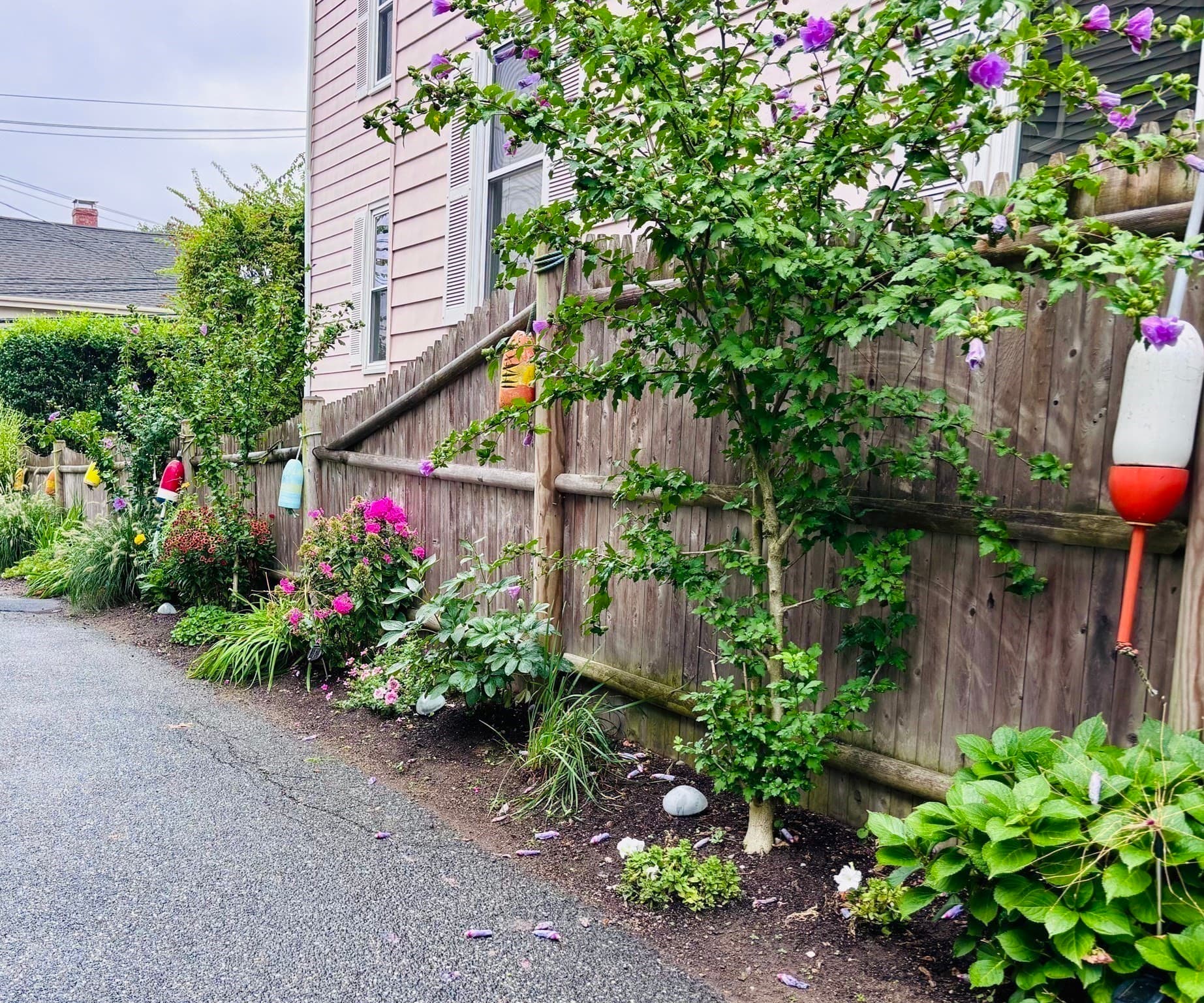 Condominium at 26 Village St # 2, Marblehead MA 01945, Marblehead, photo 23 of 25
