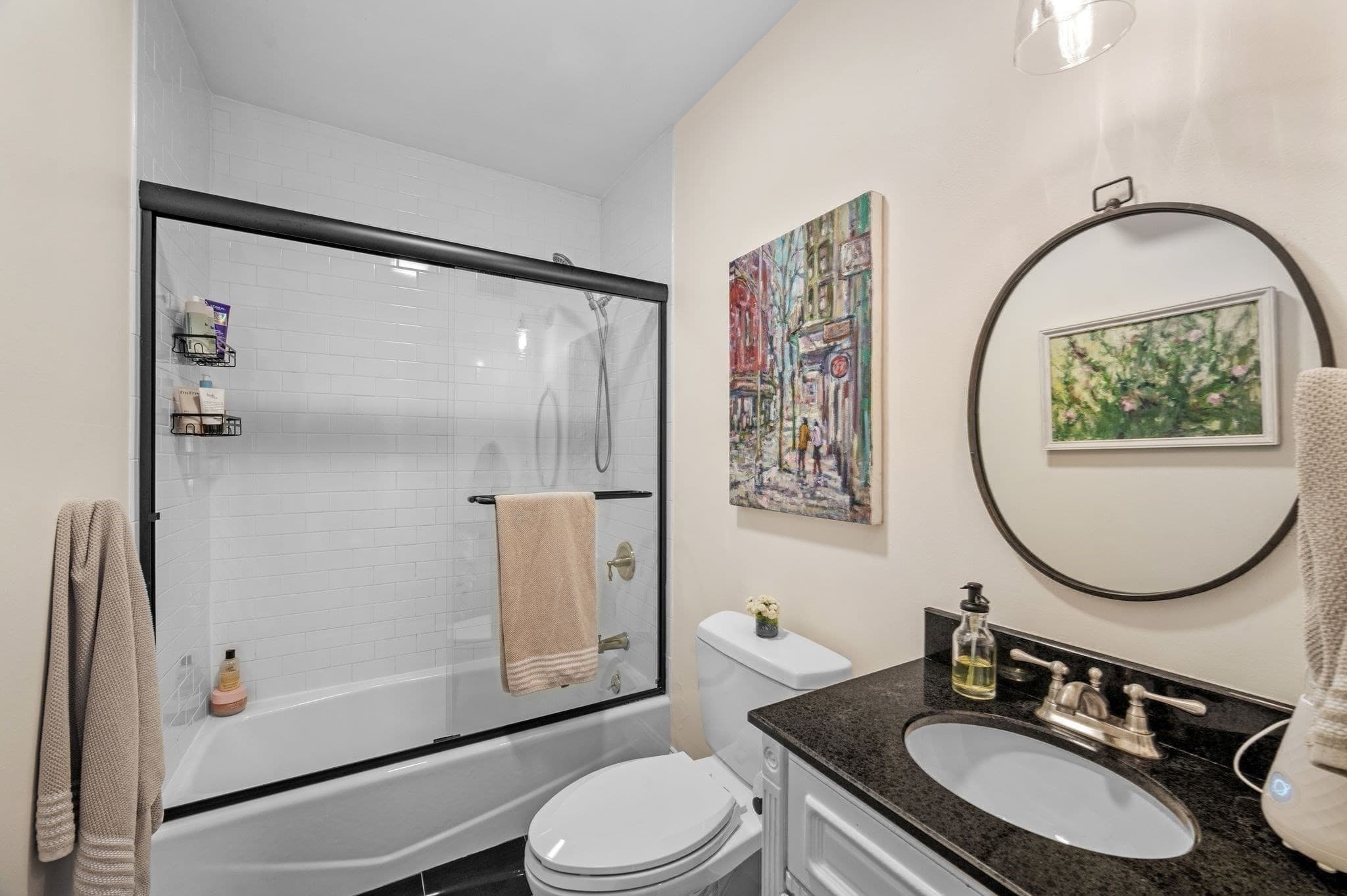 Condominium at 26 Village St # 2, Marblehead MA 01945, Marblehead, photo 19 of 25
