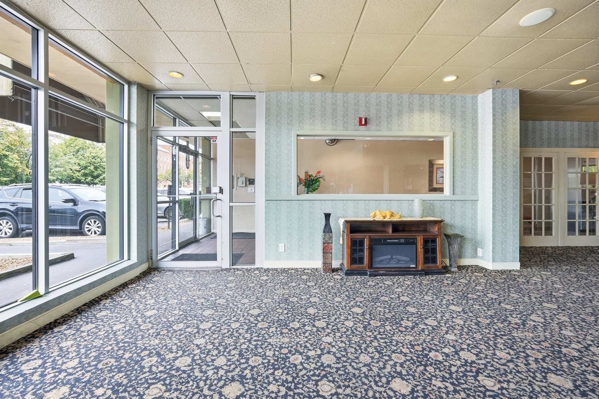 Condominium at 70 Southbridge St # 402, Worcester MA 01608, Worcester, photo 6 of 32