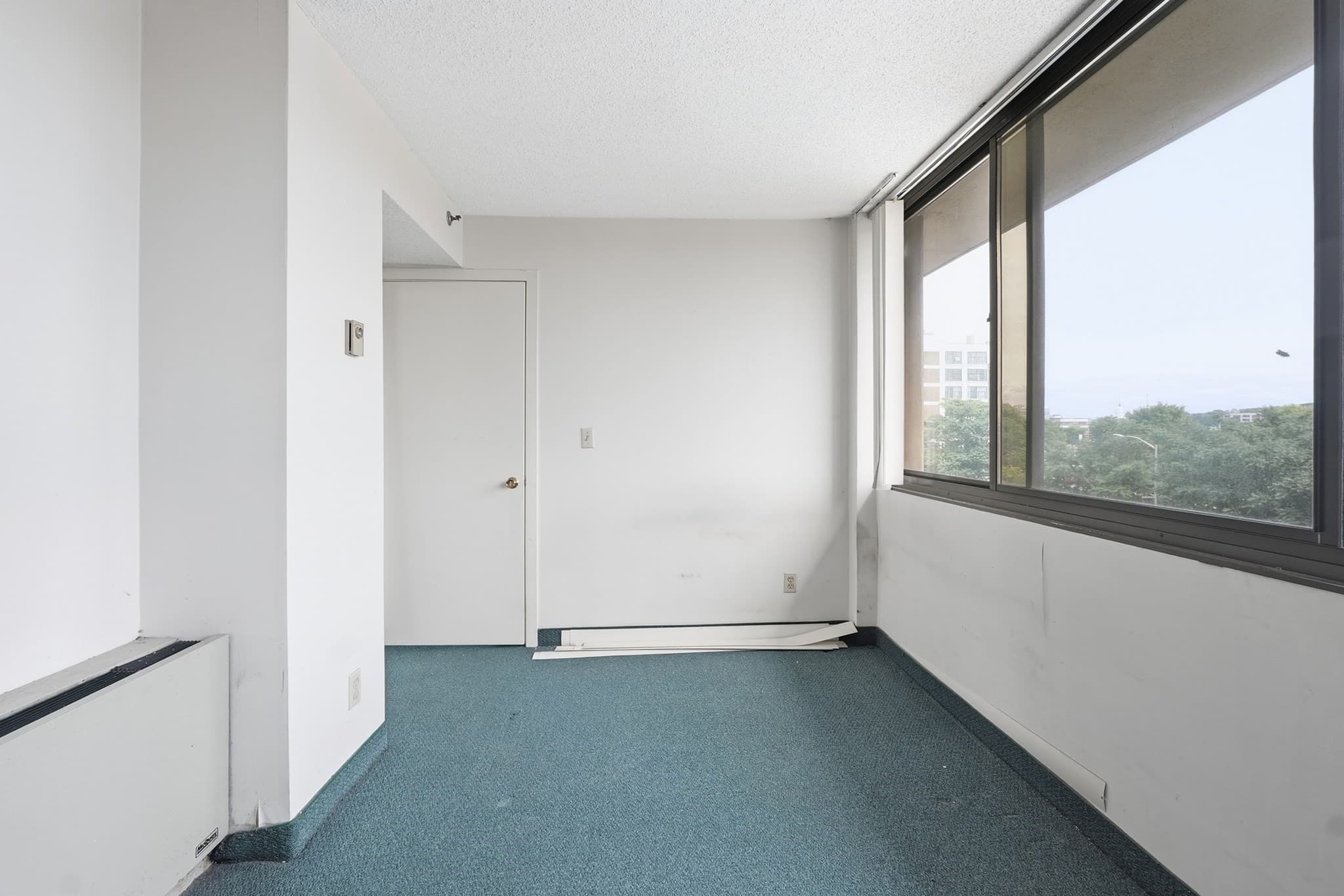 Condominium at 70 Southbridge St # 402, Worcester MA 01608, Worcester, photo 26 of 32