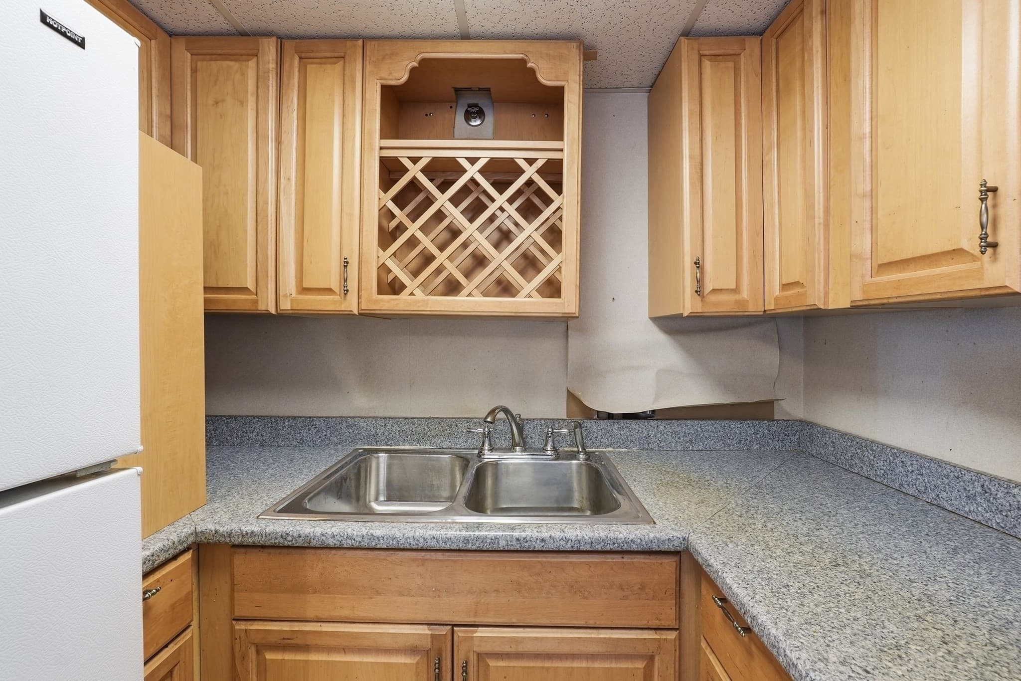 Condominium at 70 Southbridge St # 402, Worcester MA 01608, Worcester, photo 14 of 32