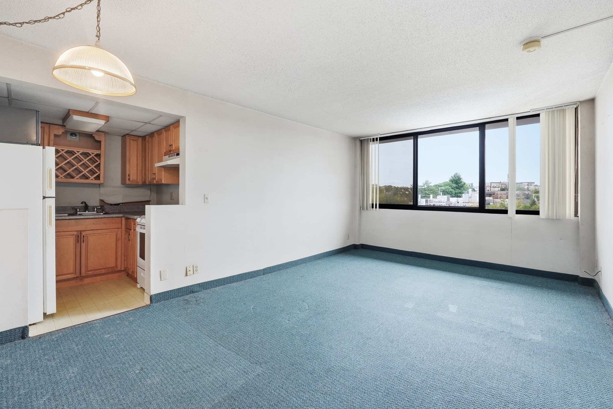 Condominium at 70 Southbridge St # 402, Worcester MA 01608, Worcester, photo 15 of 32