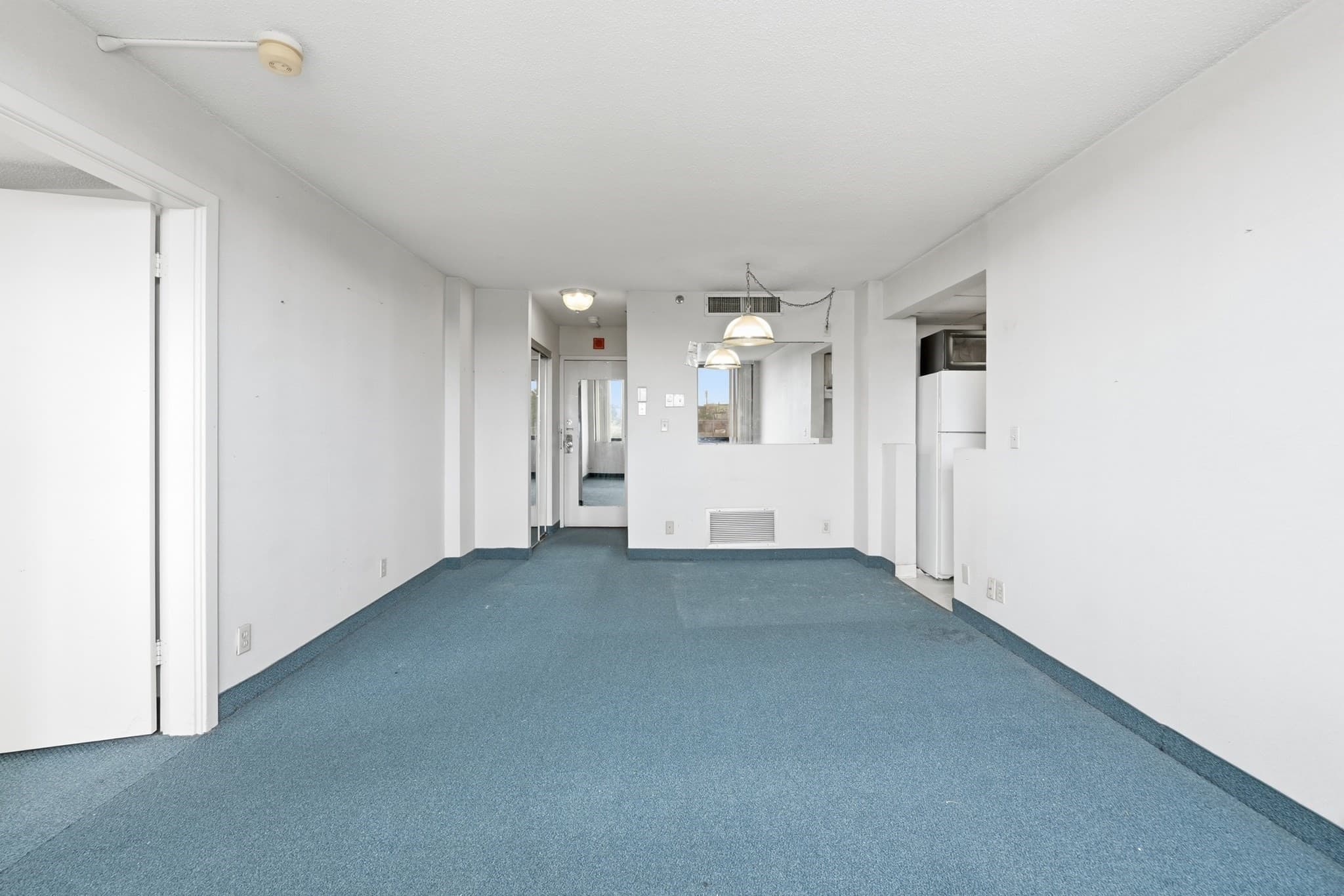 Condominium at 70 Southbridge St # 402, Worcester MA 01608, Worcester, photo 19 of 32