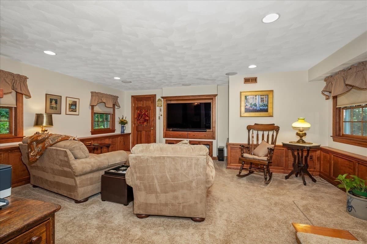 Single Family Residence at 62 Church Street, Oxford MA 01540, Oxford, photo 16 of 42