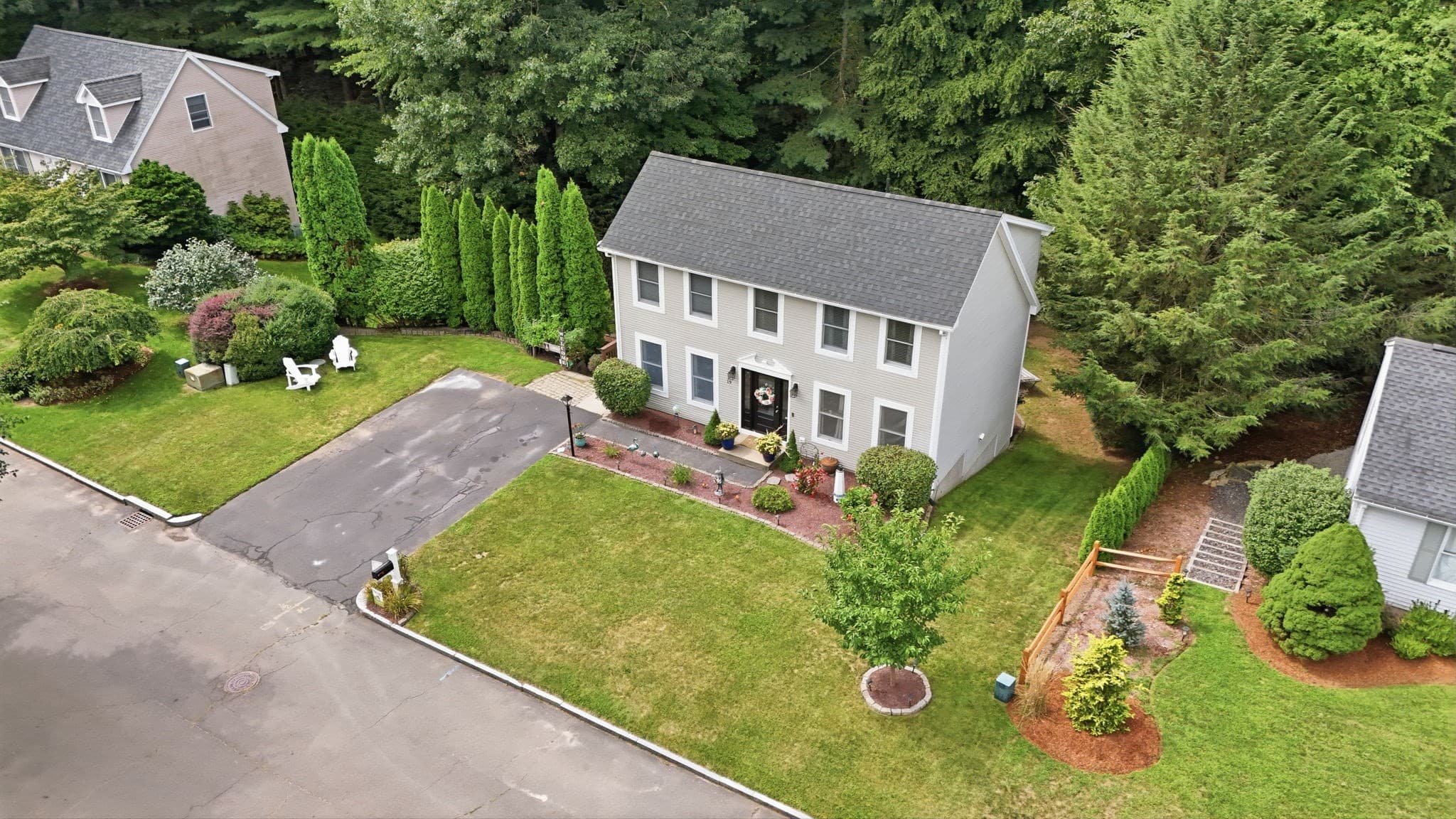 Single Family Residence at 19 Stephanie Cir, Springfield MA 01129, Springfield, photo 7 of 41