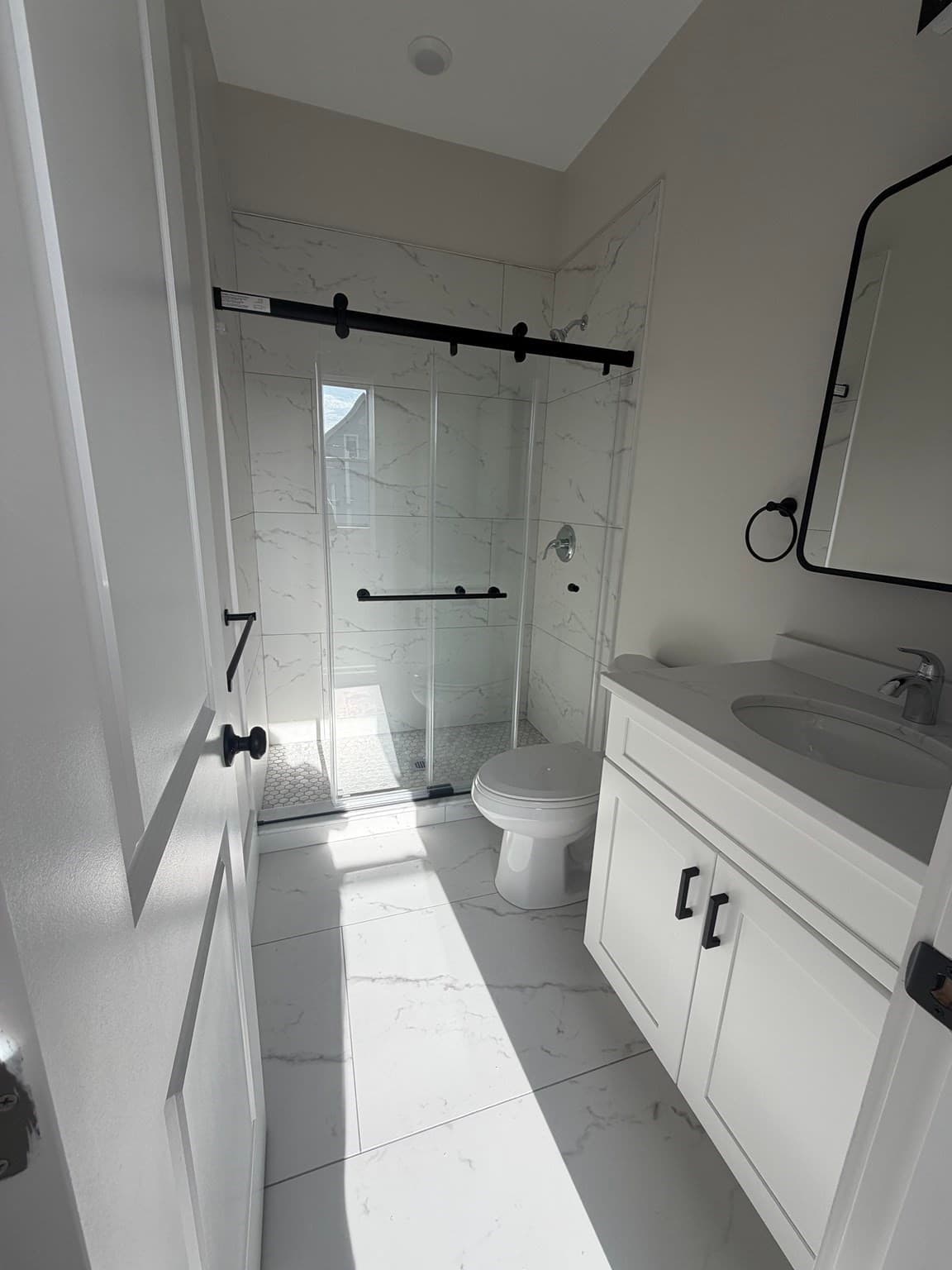 Apartment at 311 Elm # 201, Everett MA 02149, photo 9 of 9