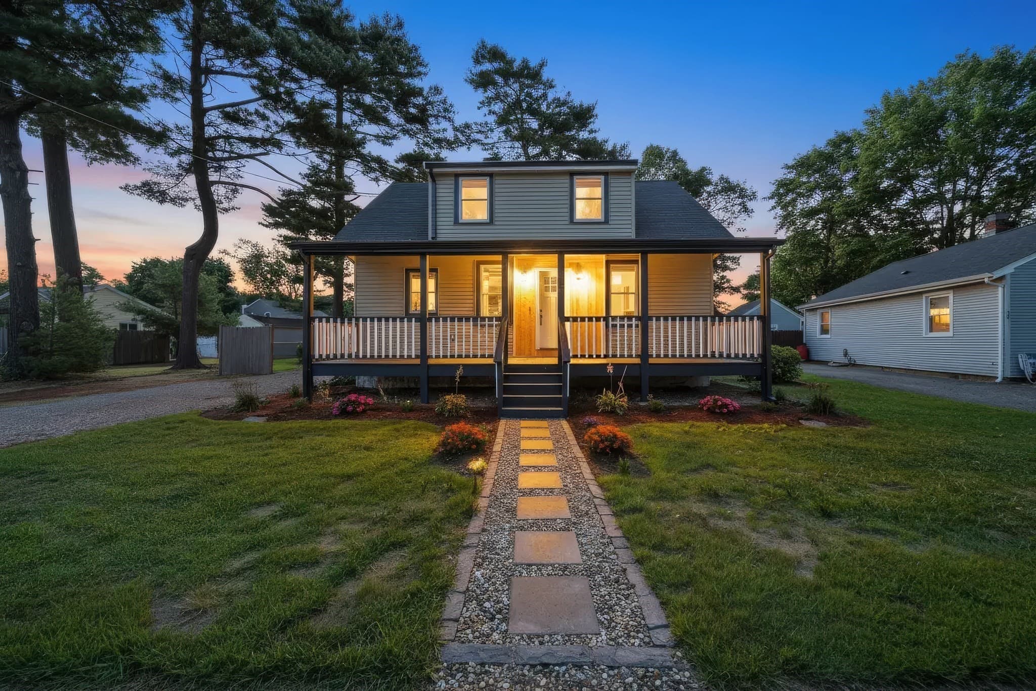 Single Family Residence at 31 Chippewa Dr, Wareham MA 02532, Wareham, photo 2 of 36