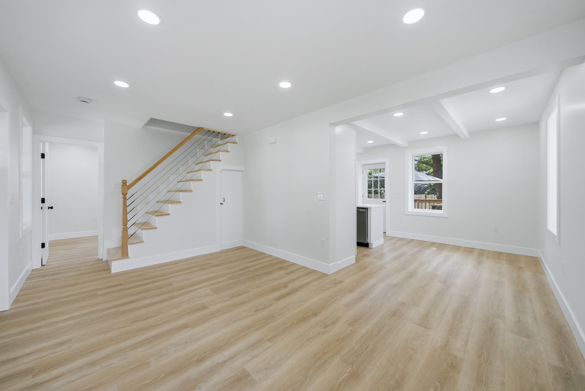 Single Family Residence at 31 Chippewa Dr, Wareham MA 02532, Wareham, photo 6 of 36