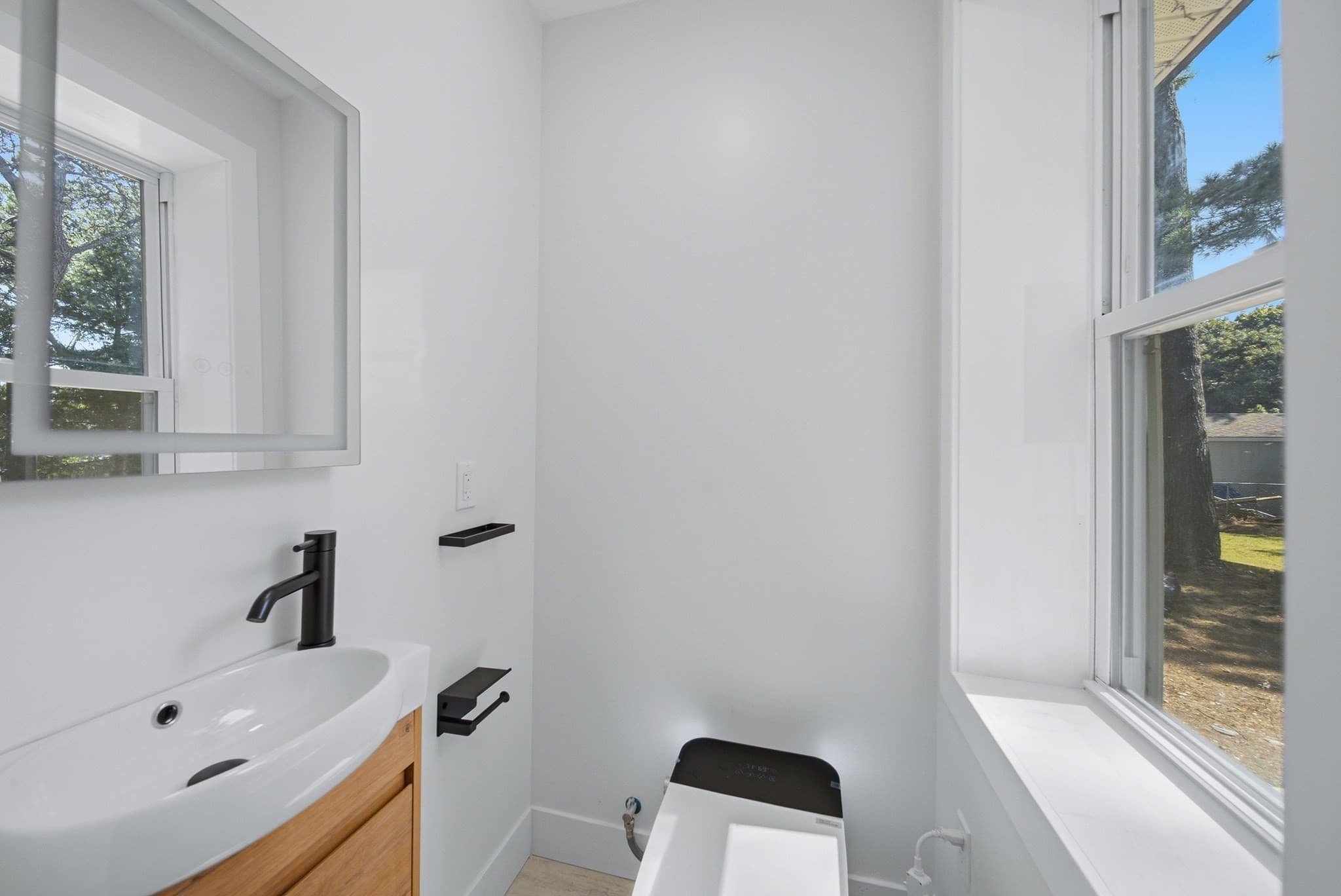 Single Family Residence at 31 Chippewa Dr, Wareham MA 02532, Wareham, photo 12 of 36
