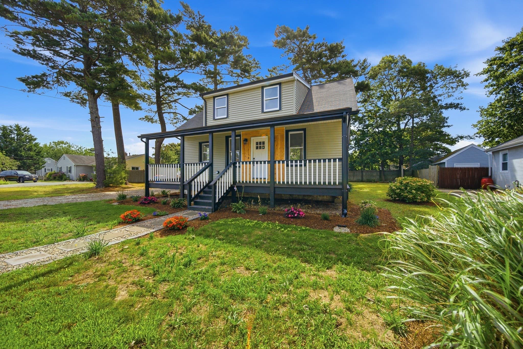 Single Family Residence at 31 Chippewa Dr, Wareham MA 02532, Wareham, photo 3 of 36