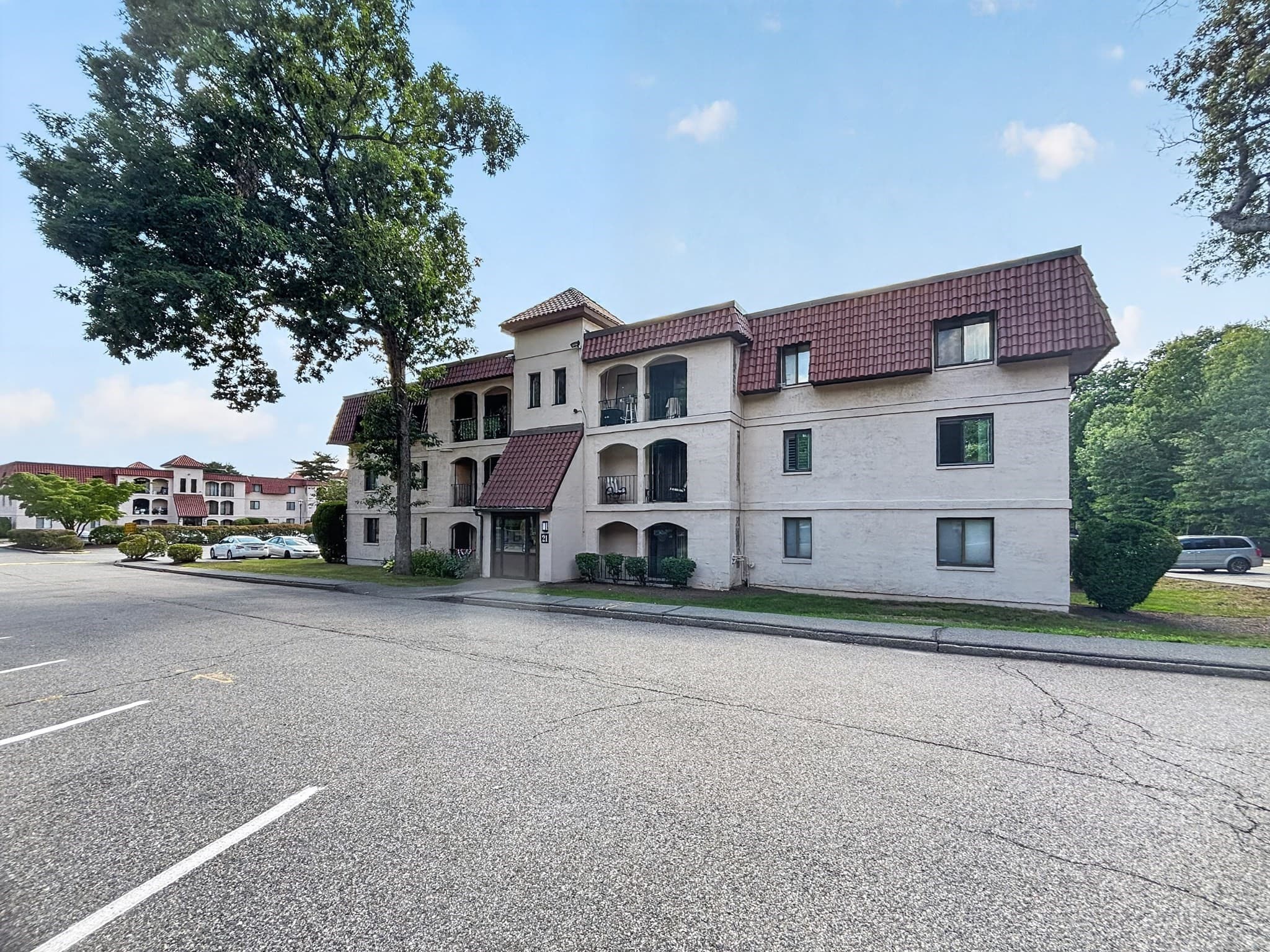 685 Oak St # 9, Brockton MA 02301