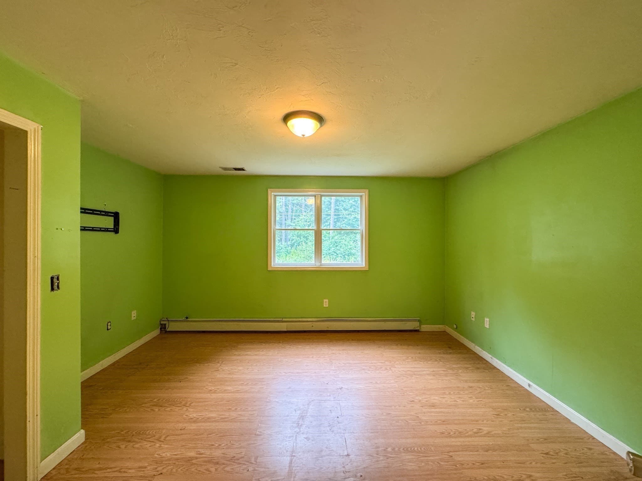 Single Family Residence at 66 S Harbor Rd, Townsend MA 01469, Townsend, photo 16 of 36